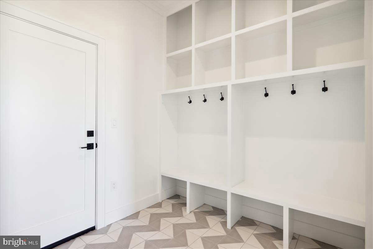 GEORGETOWN VILLAGE - Residential