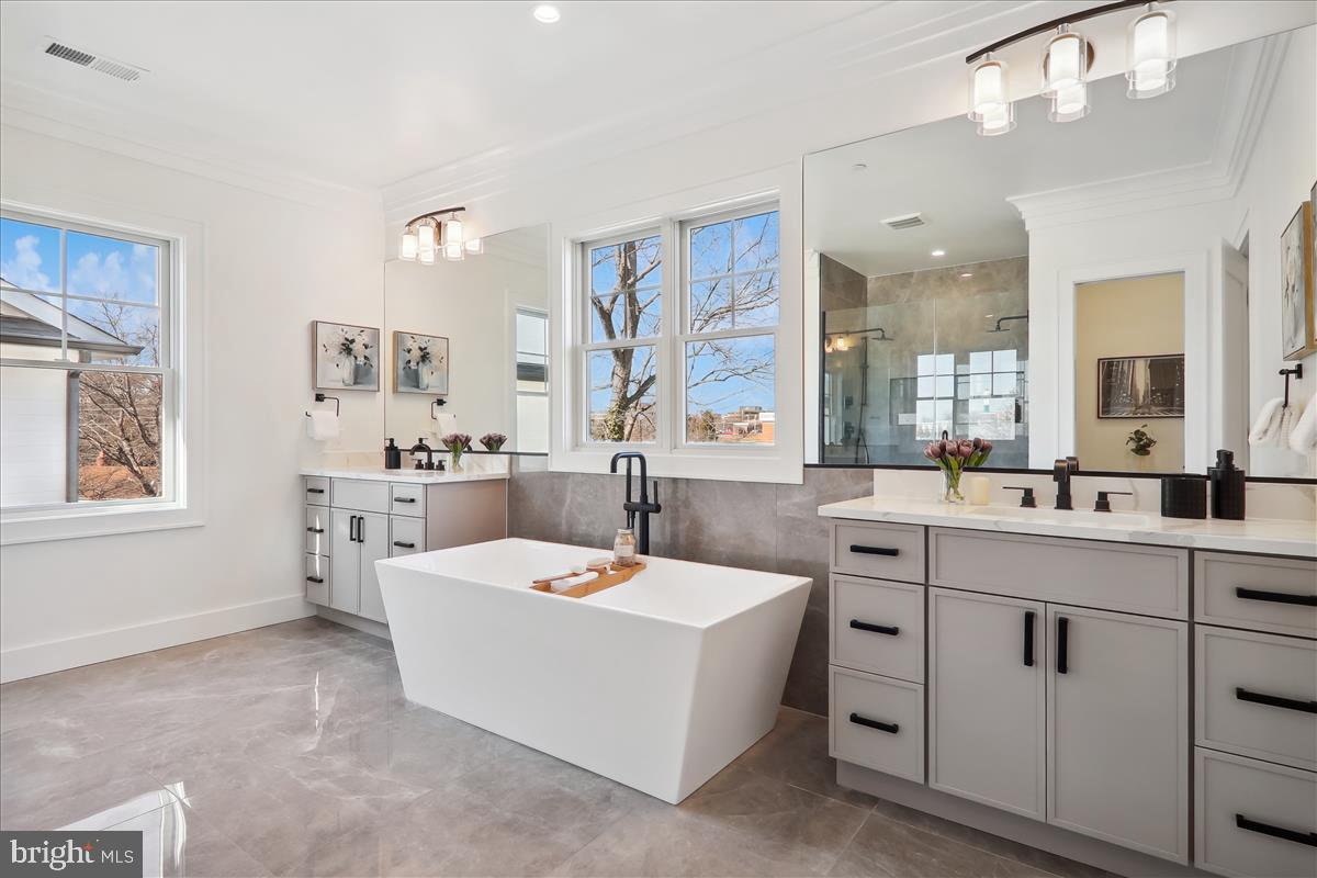 GEORGETOWN VILLAGE - Residential