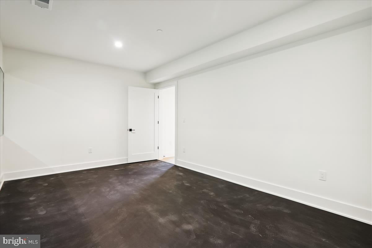 GEORGETOWN VILLAGE - Residential