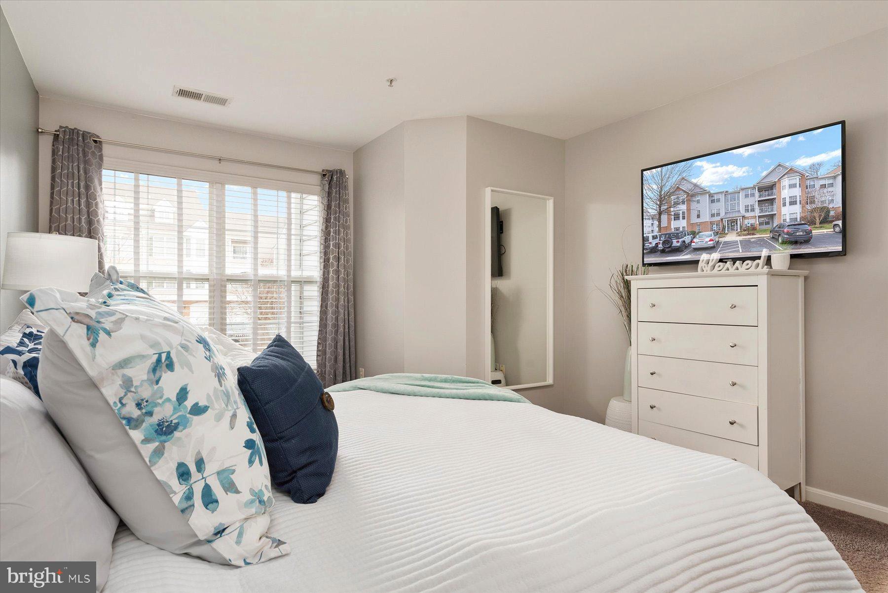 TIDEWATER COLONY - Residential