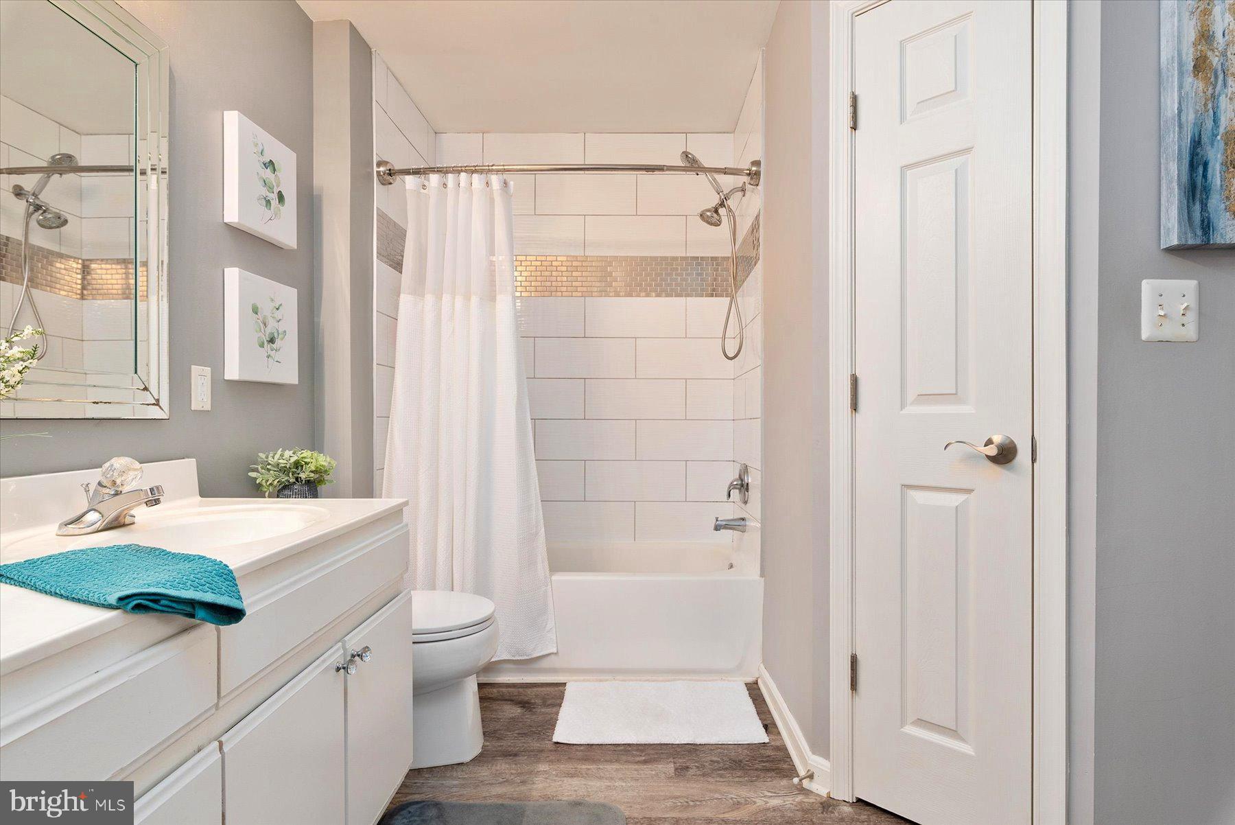 TIDEWATER COLONY - Residential