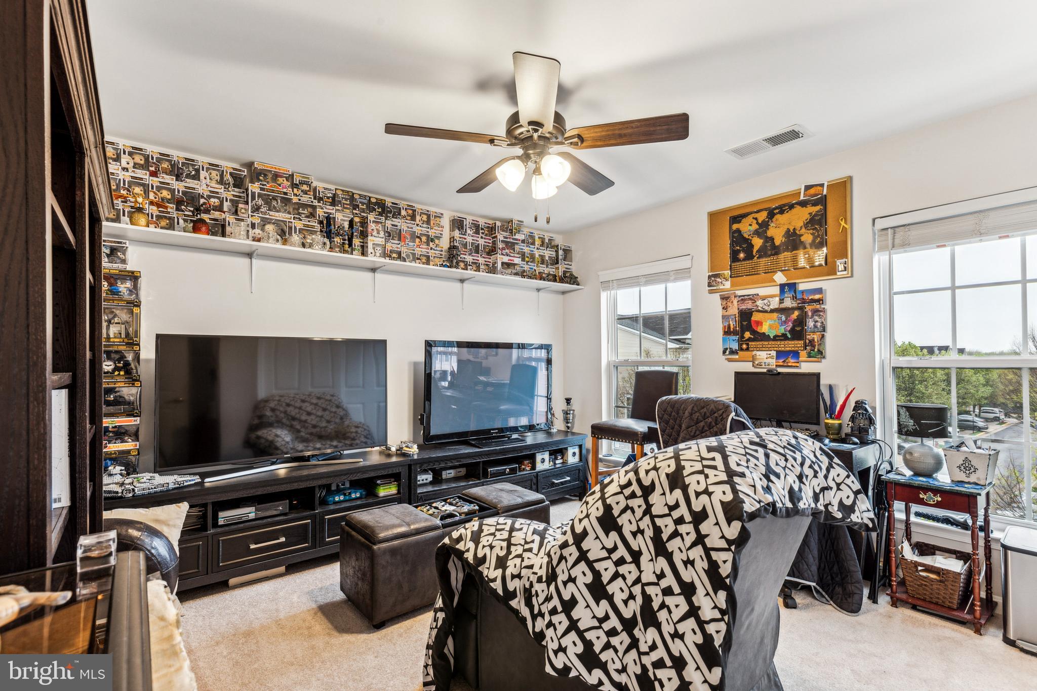 GROVETON WOODS - Residential