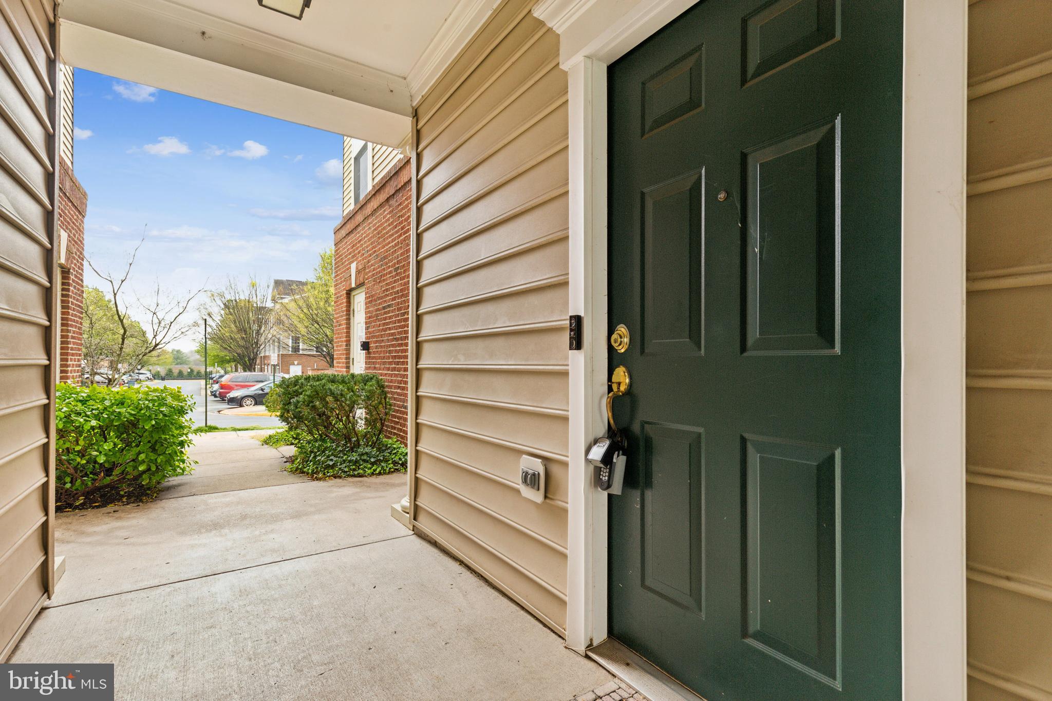 GROVETON WOODS - Residential