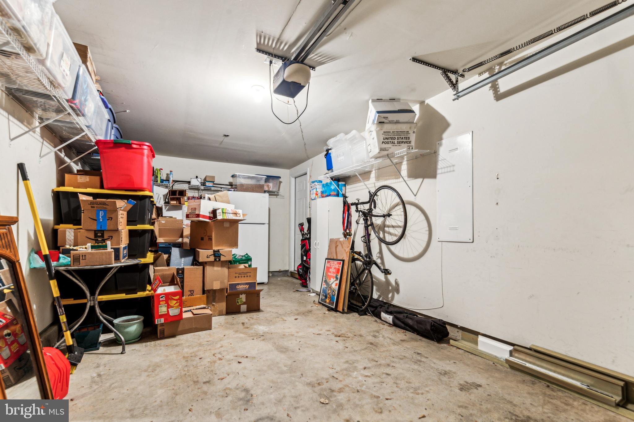 GROVETON WOODS - Residential