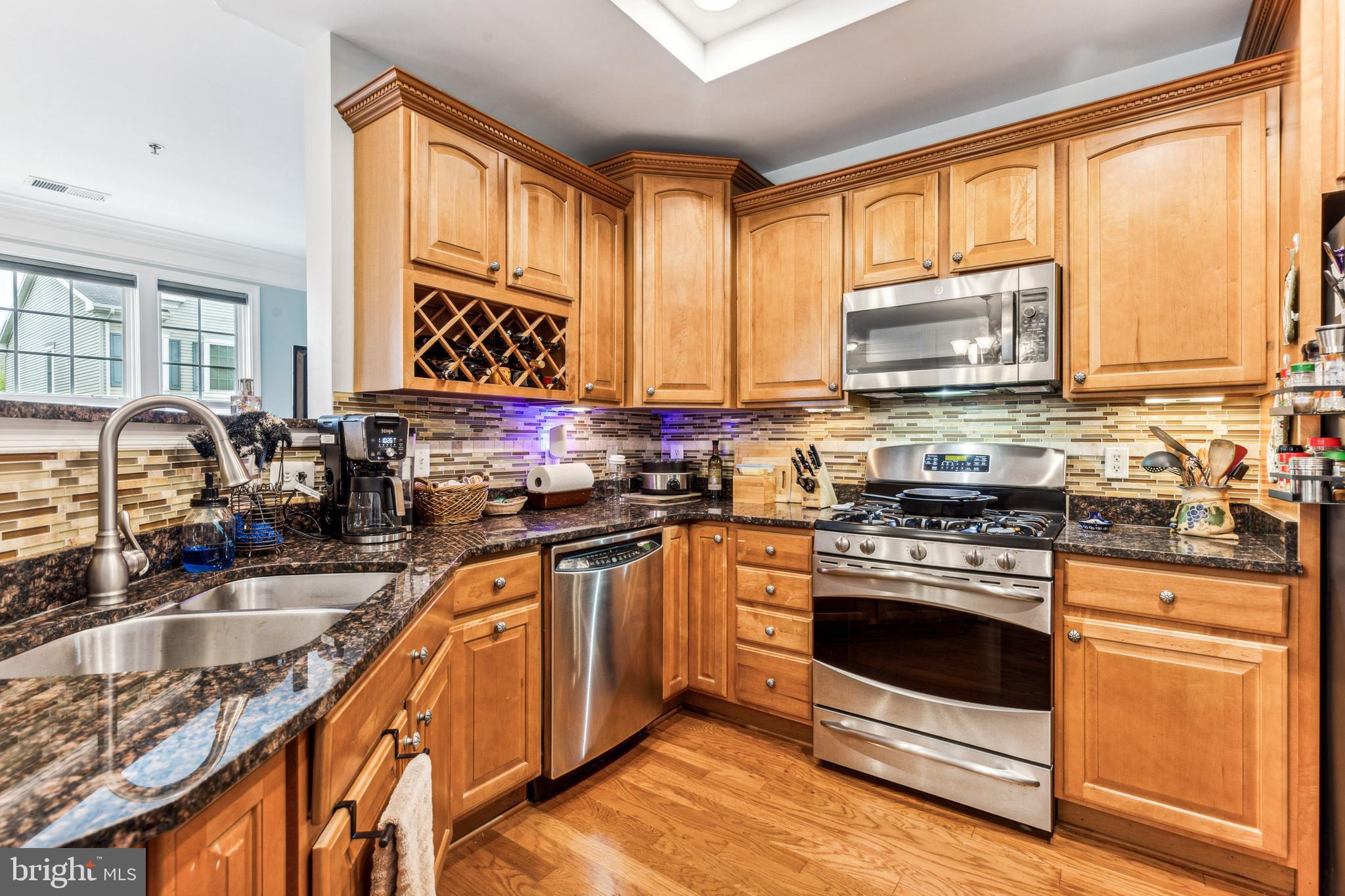 GROVETON WOODS - Residential