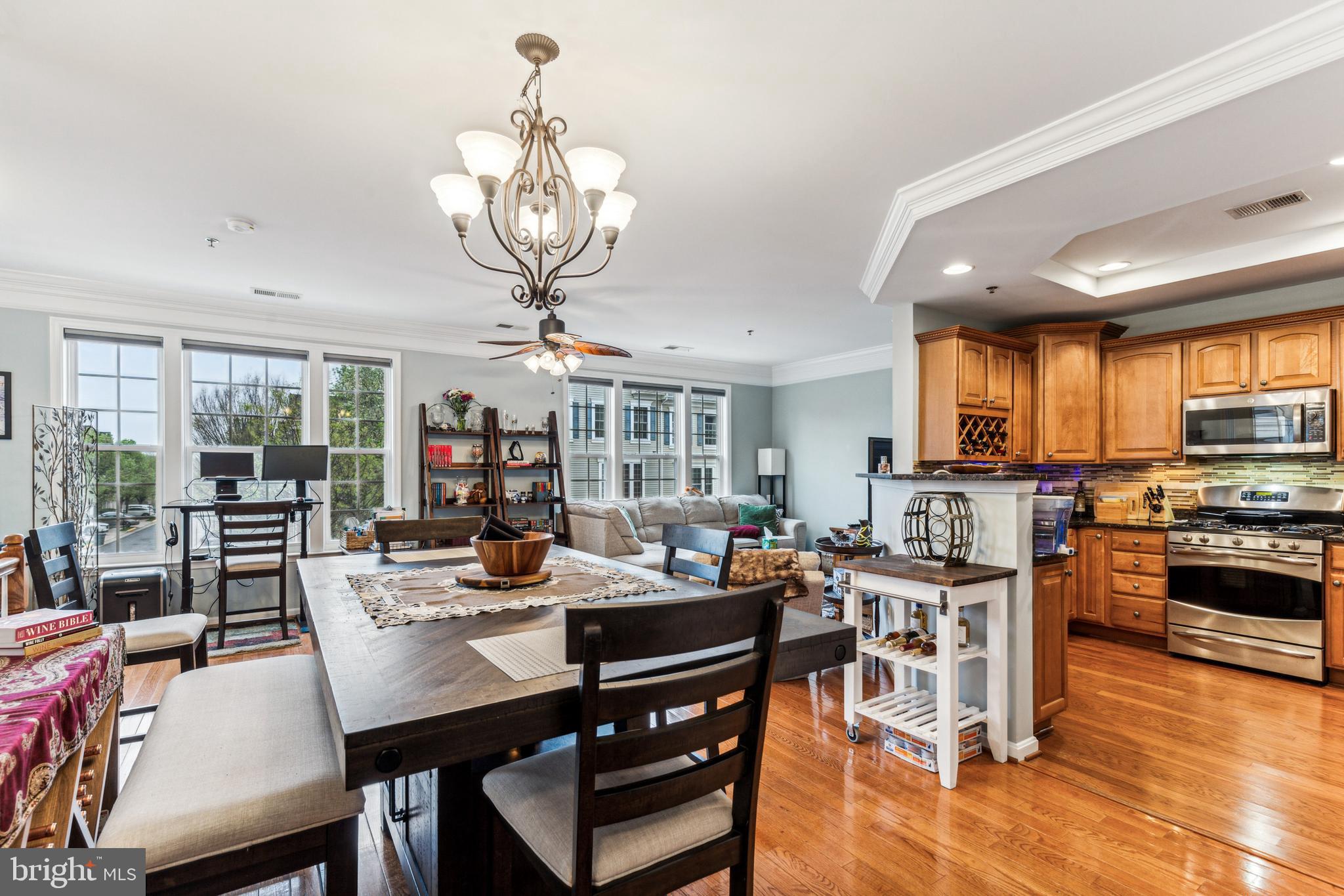 GROVETON WOODS - Residential