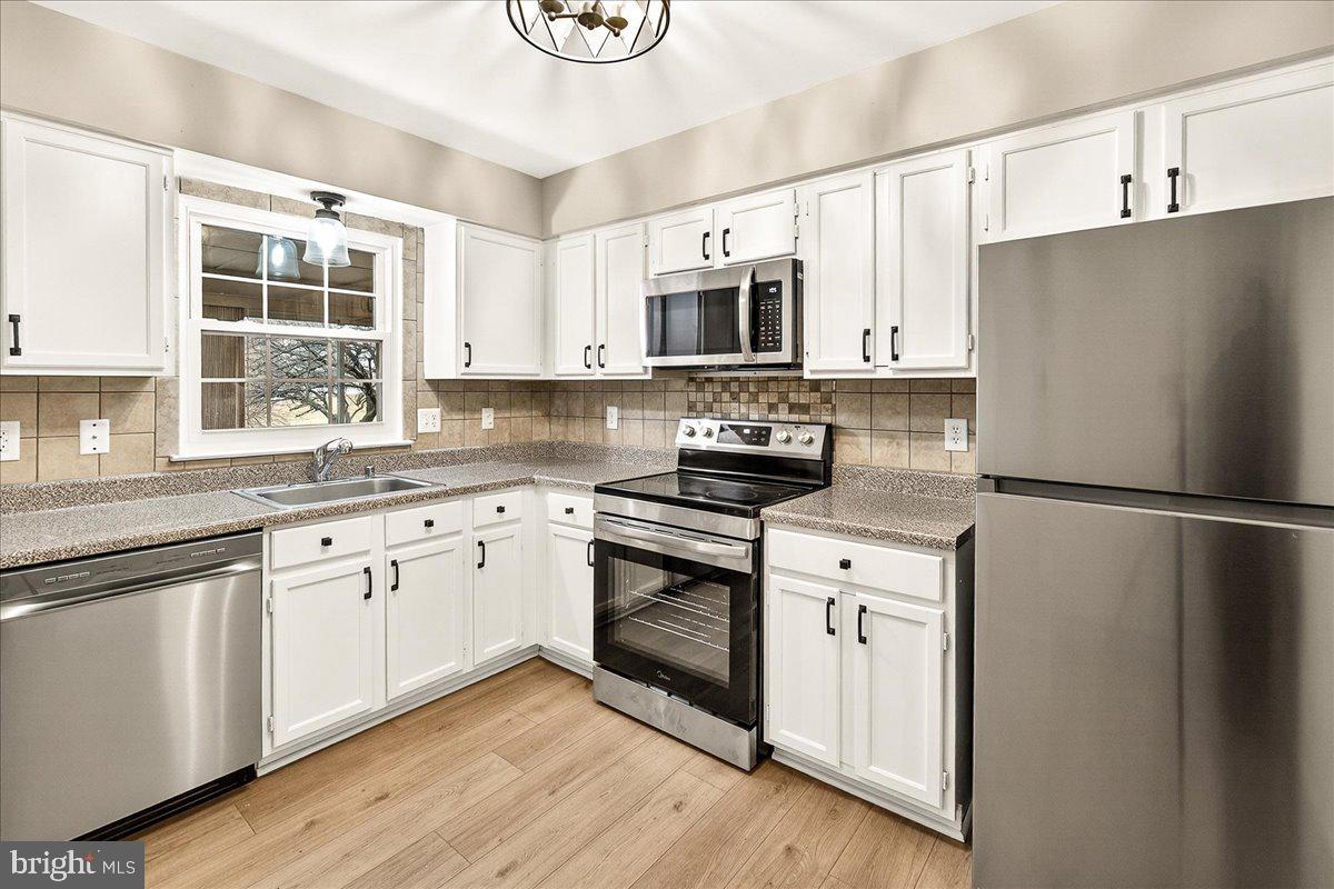 CRESTWOOD VILLAGE - Residential