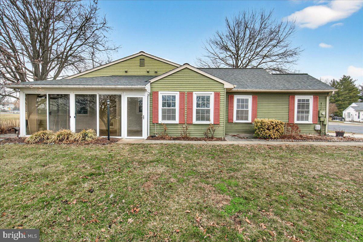 CRESTWOOD VILLAGE - Residential