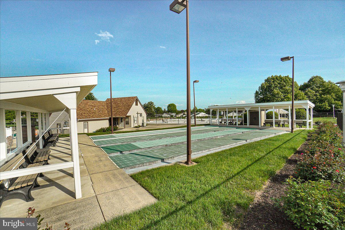 CRESTWOOD VILLAGE - Residential