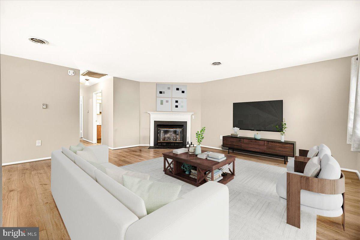 CRESTWOOD VILLAGE - Residential