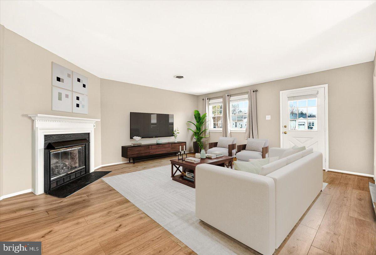 CRESTWOOD VILLAGE - Residential