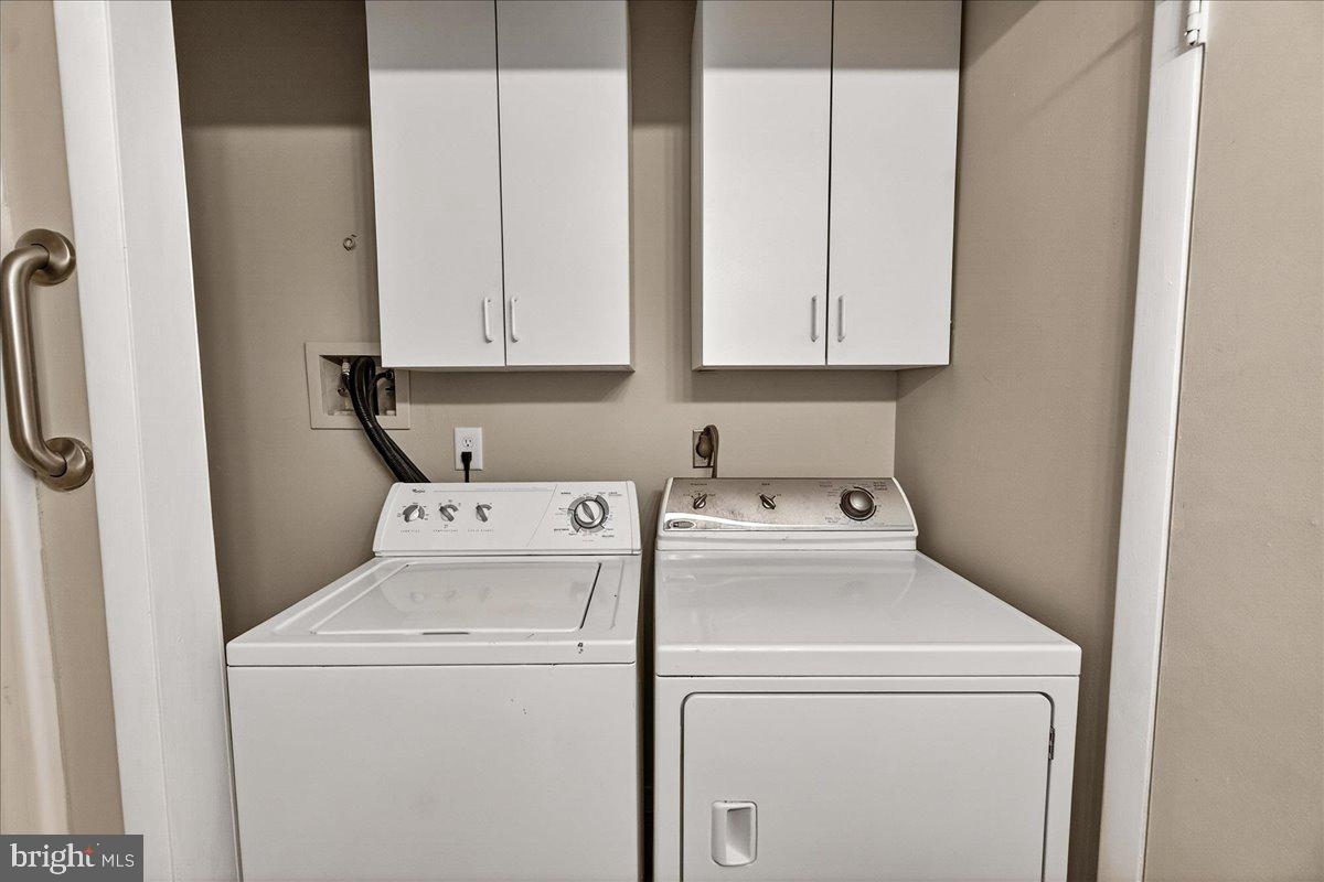 CRESTWOOD VILLAGE - Residential