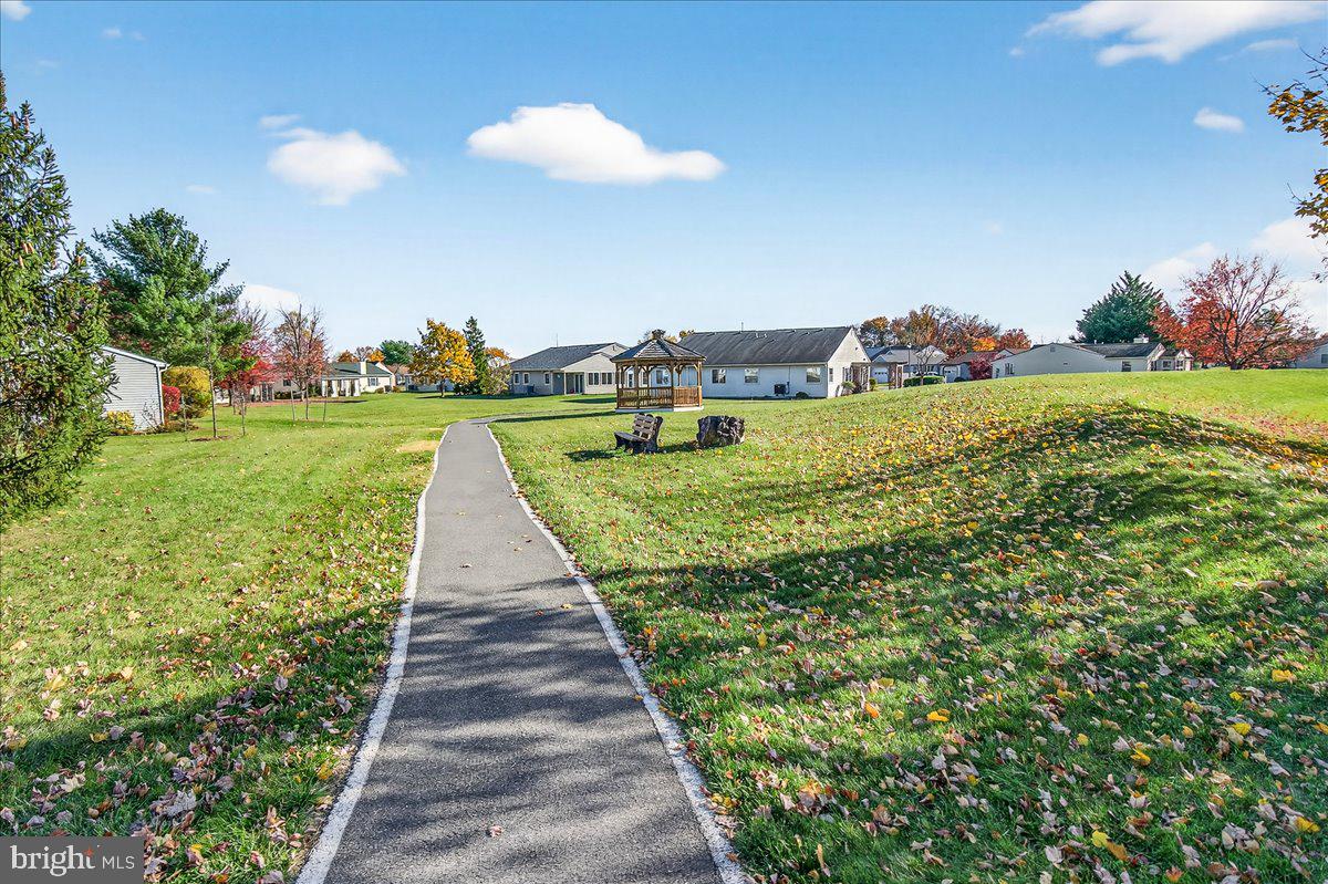 CRESTWOOD VILLAGE - Residential