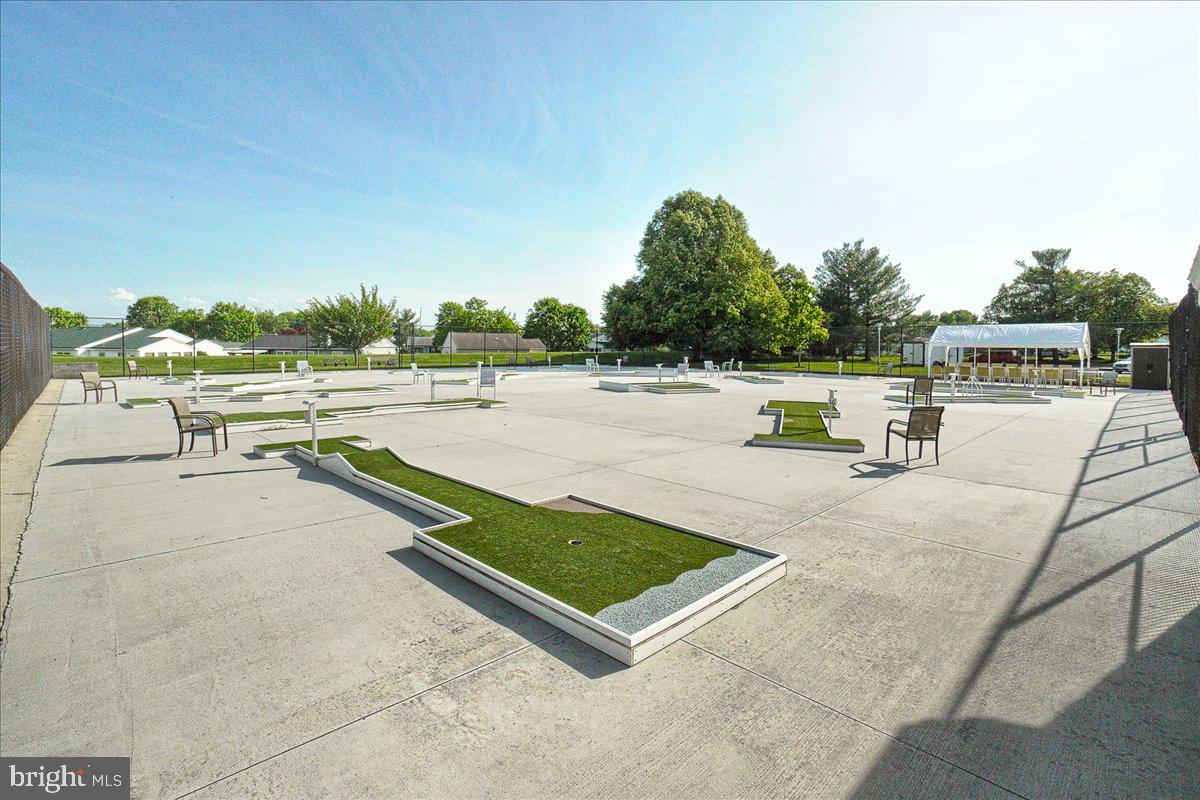 CRESTWOOD VILLAGE - Residential