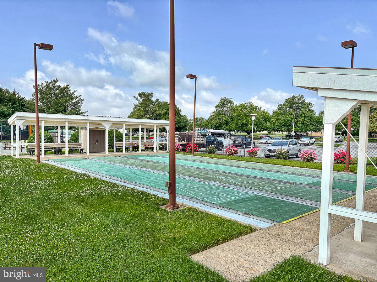 CRESTWOOD VILLAGE - Residential