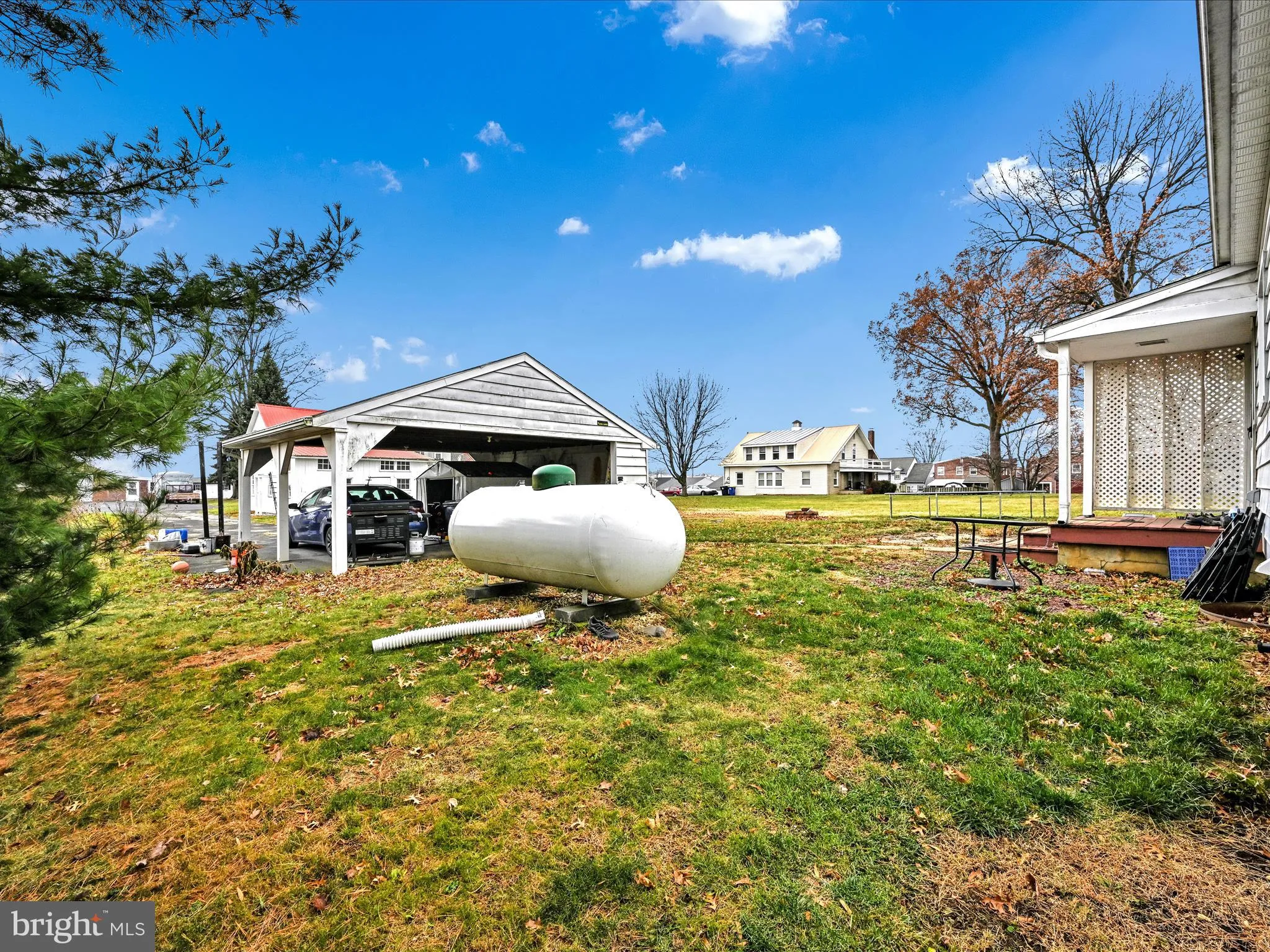 New Holland, Pennsylvania 17557, United States, 3 Bedrooms Bedrooms, ,1 BathroomBathrooms,Residential,Pending,27933