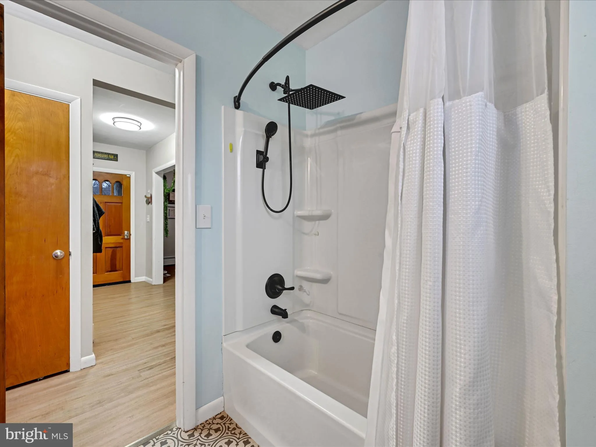 New Holland, Pennsylvania 17557, United States, 3 Bedrooms Bedrooms, ,1 BathroomBathrooms,Residential,Pending,27933