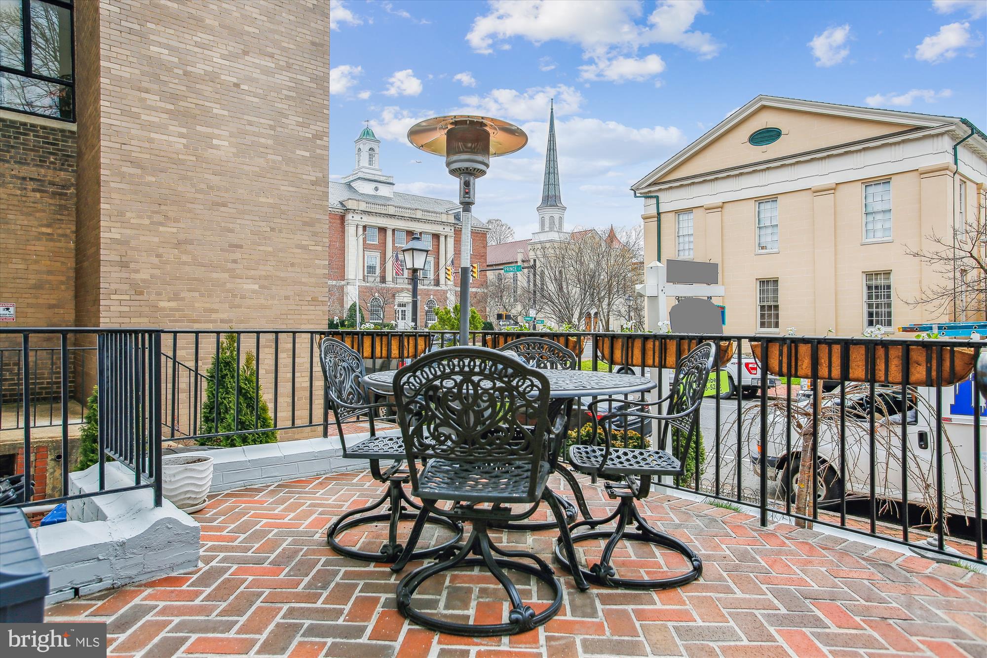 OLD TOWN - Residential