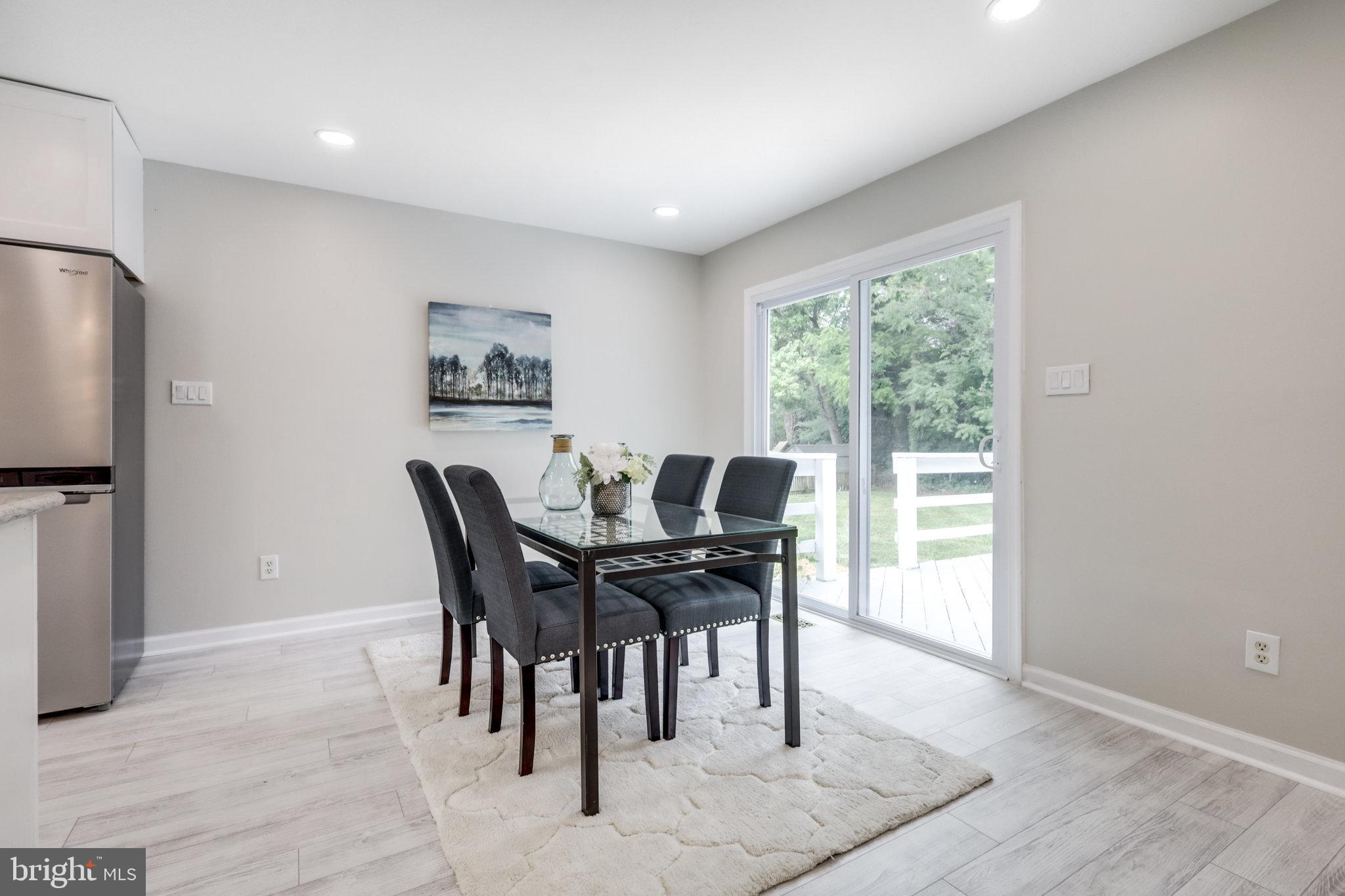 LAKE BRADDOCK - Residential