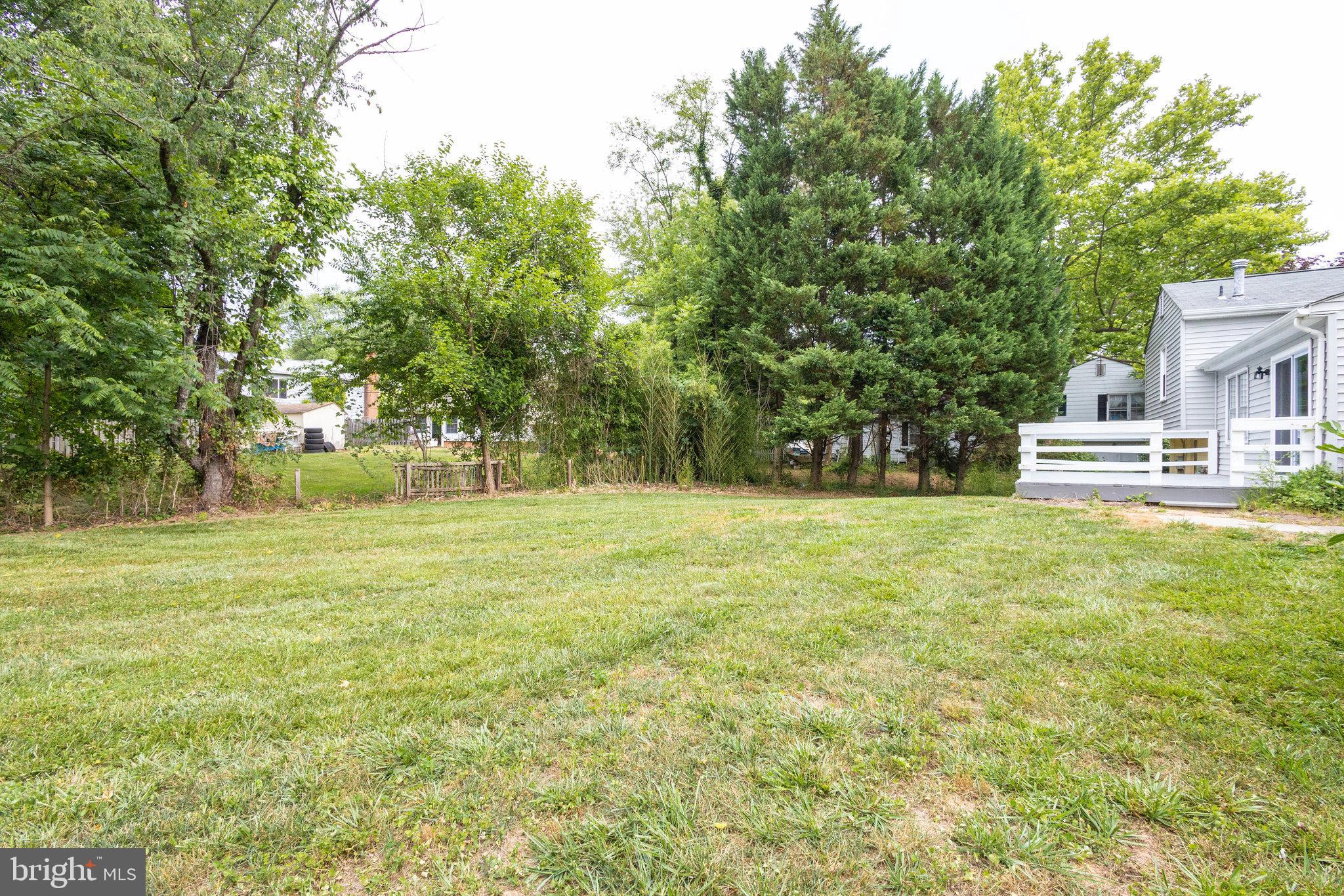 LAKE BRADDOCK - Residential