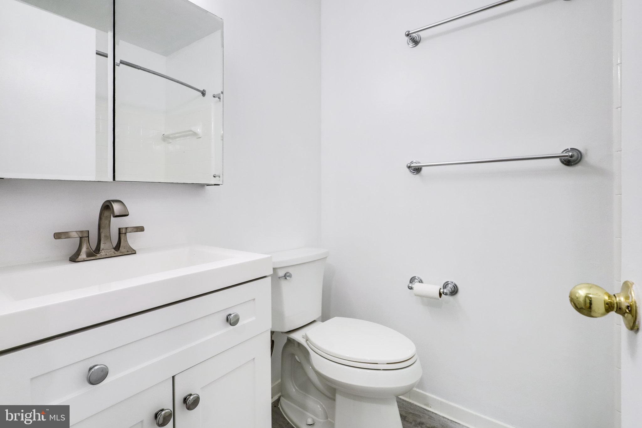 LAKE BRADDOCK - Residential