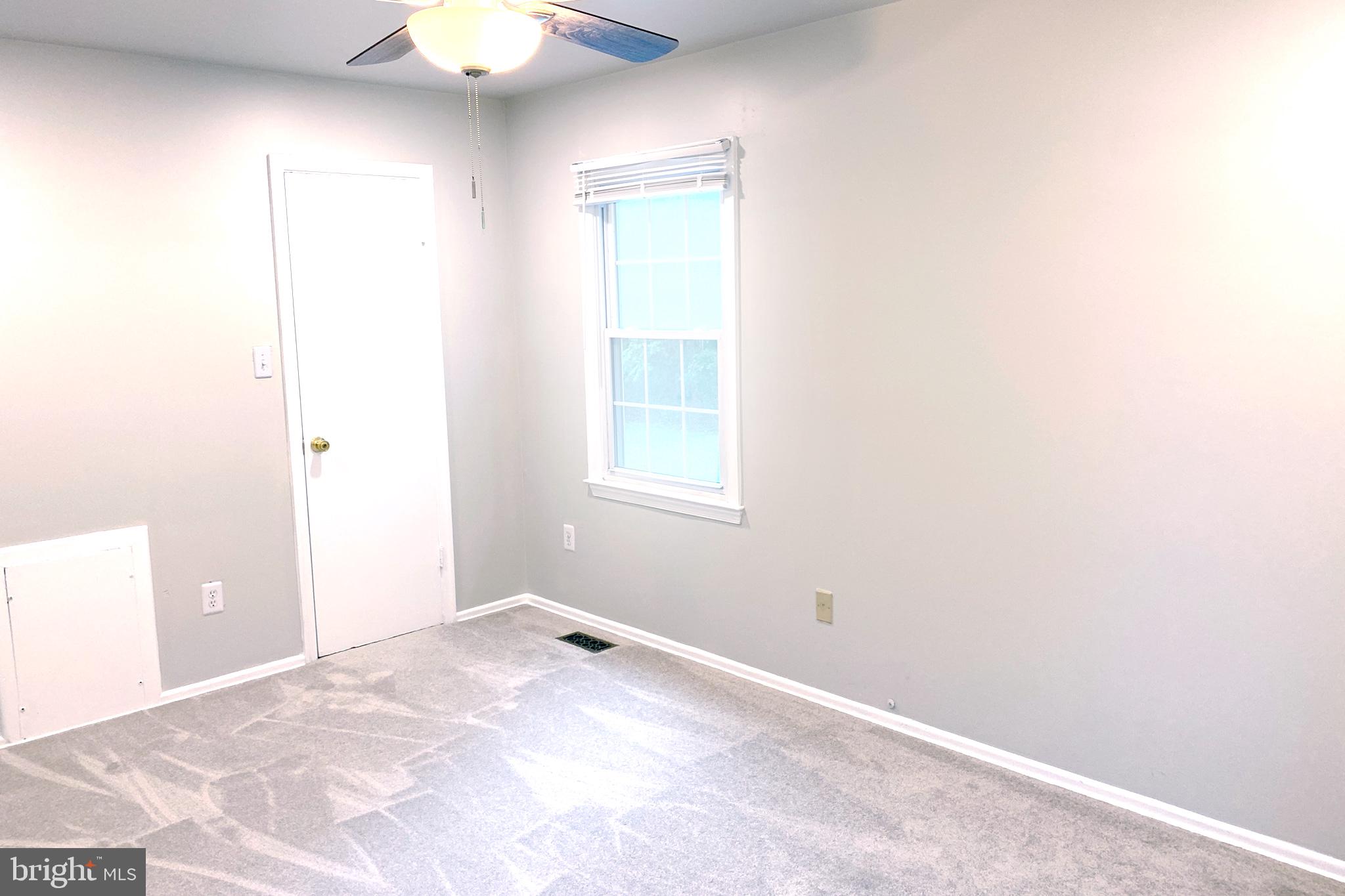 LAKE BRADDOCK - Residential