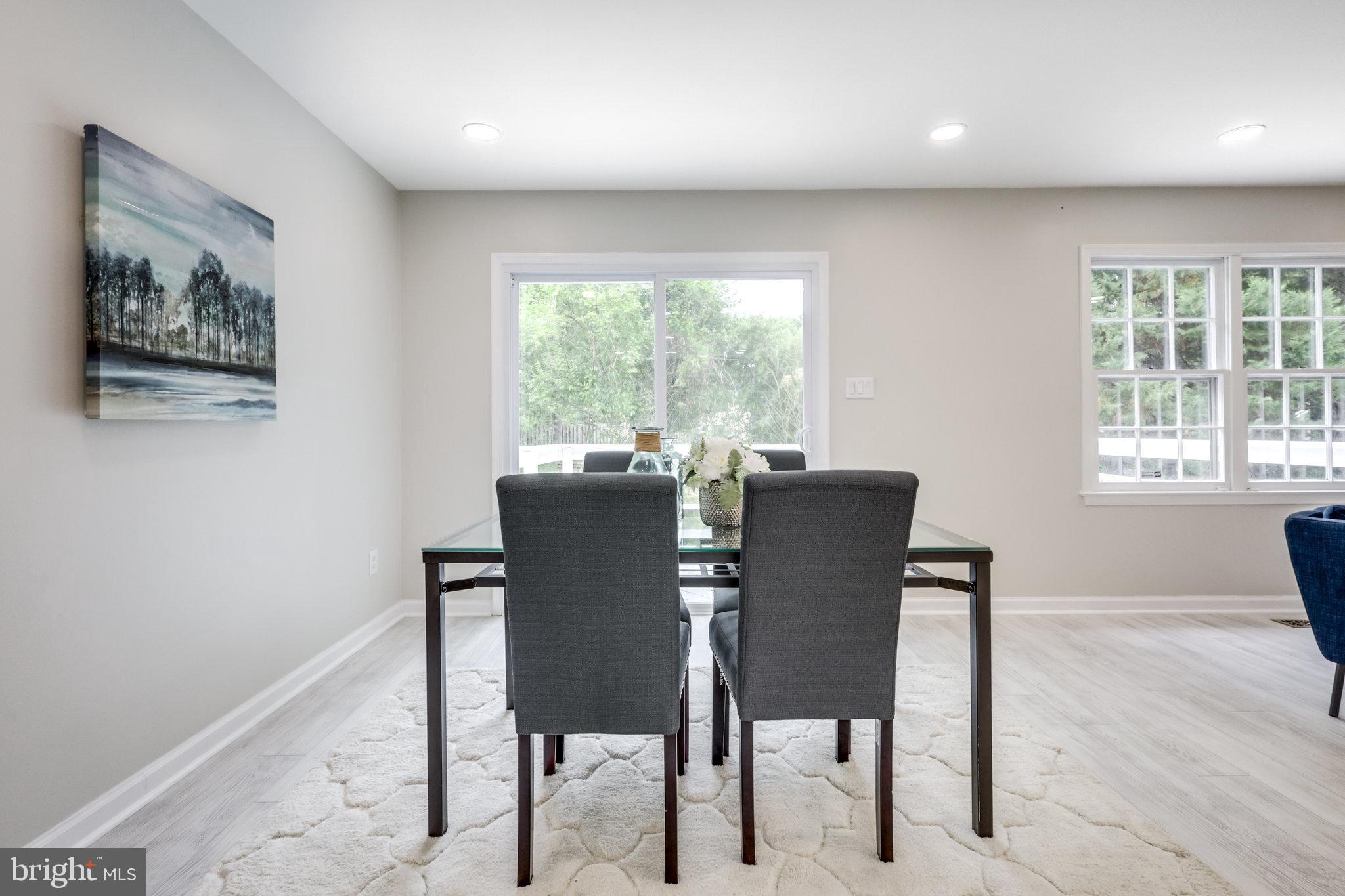 LAKE BRADDOCK - Residential