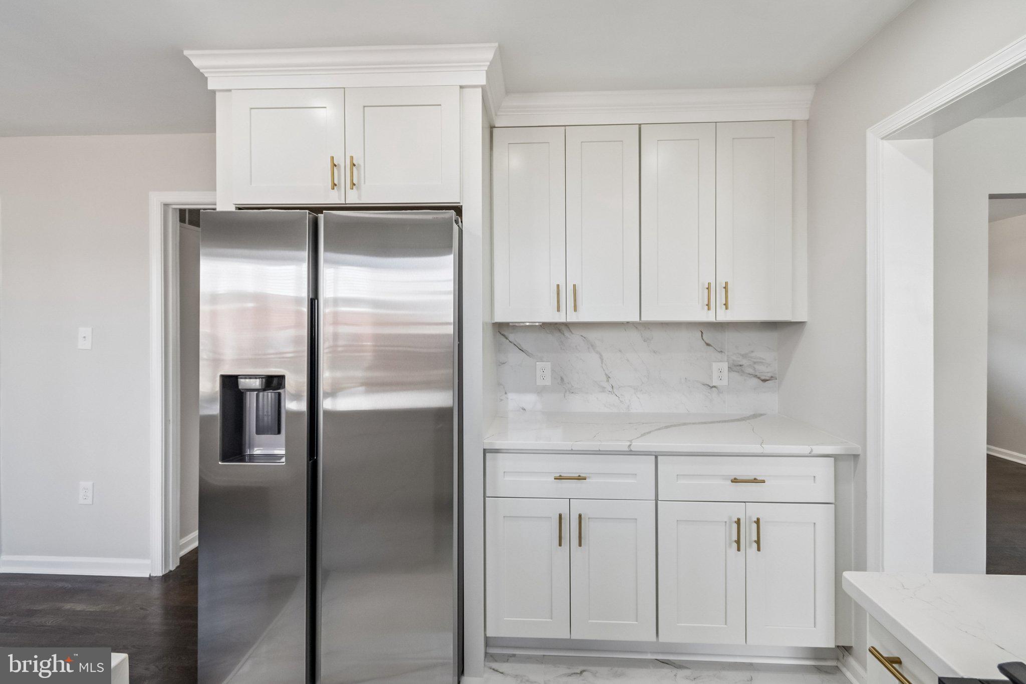 WEST SPRINGFIELD VILLAGE - Residential