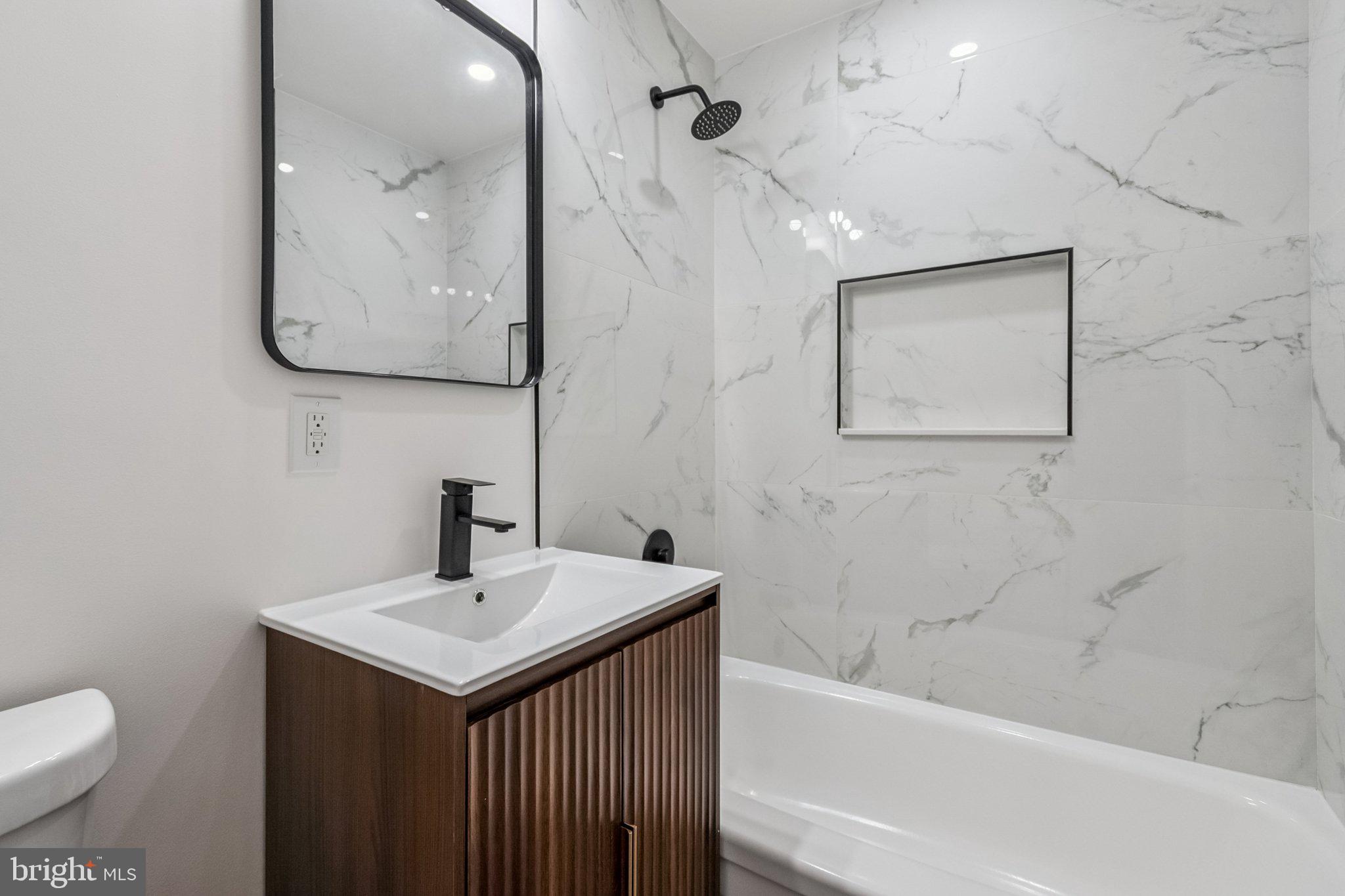 WEST SPRINGFIELD VILLAGE - Residential