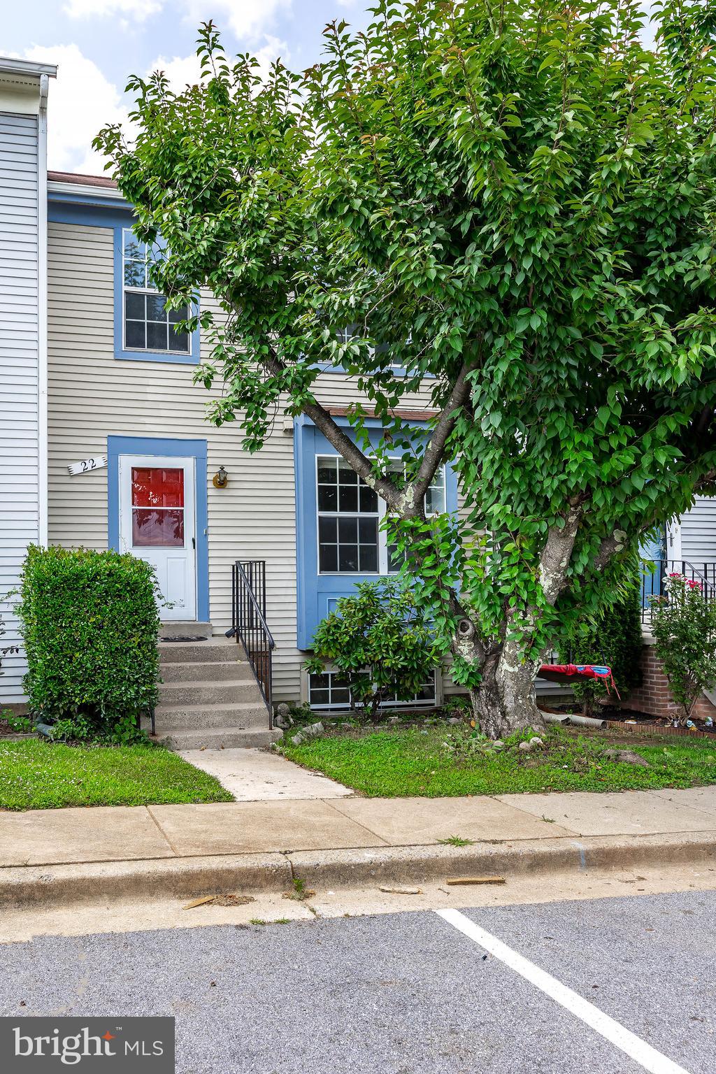 22 APPLEGRATH COURT