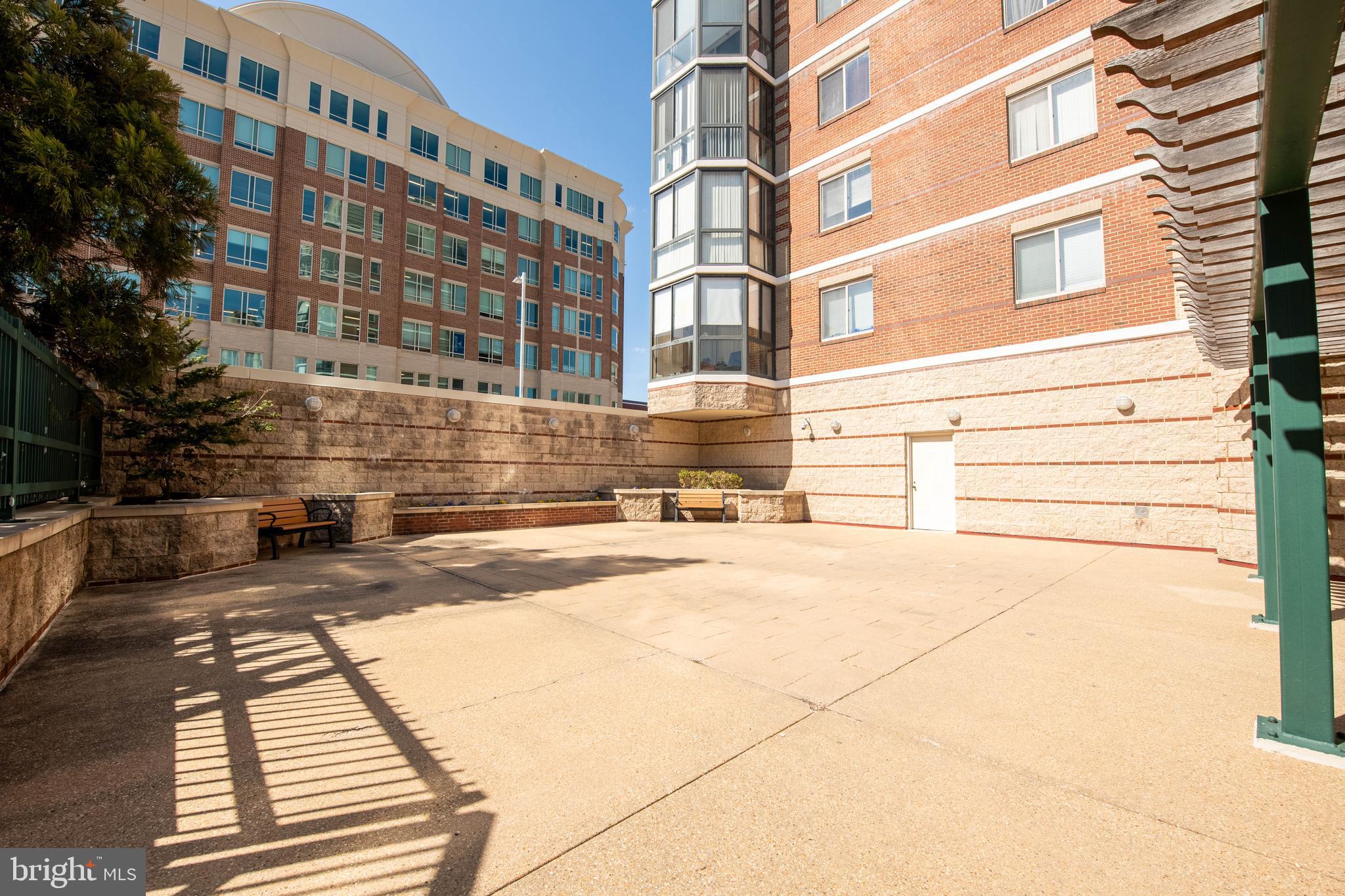 THE VICTORIA CODM - Residential