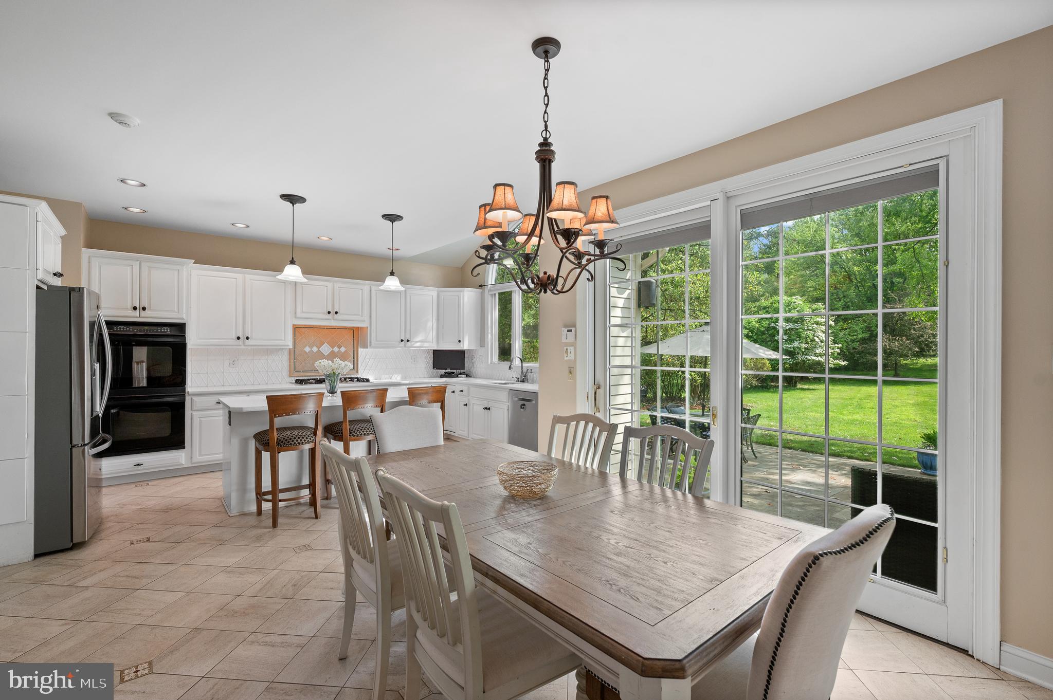 WHITEHORSE - Residential