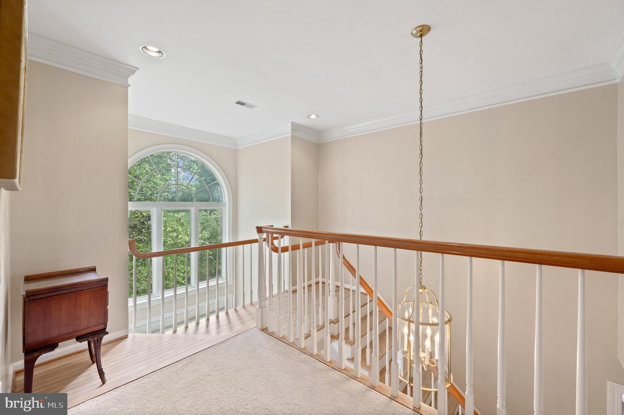 WHITEHORSE - Residential