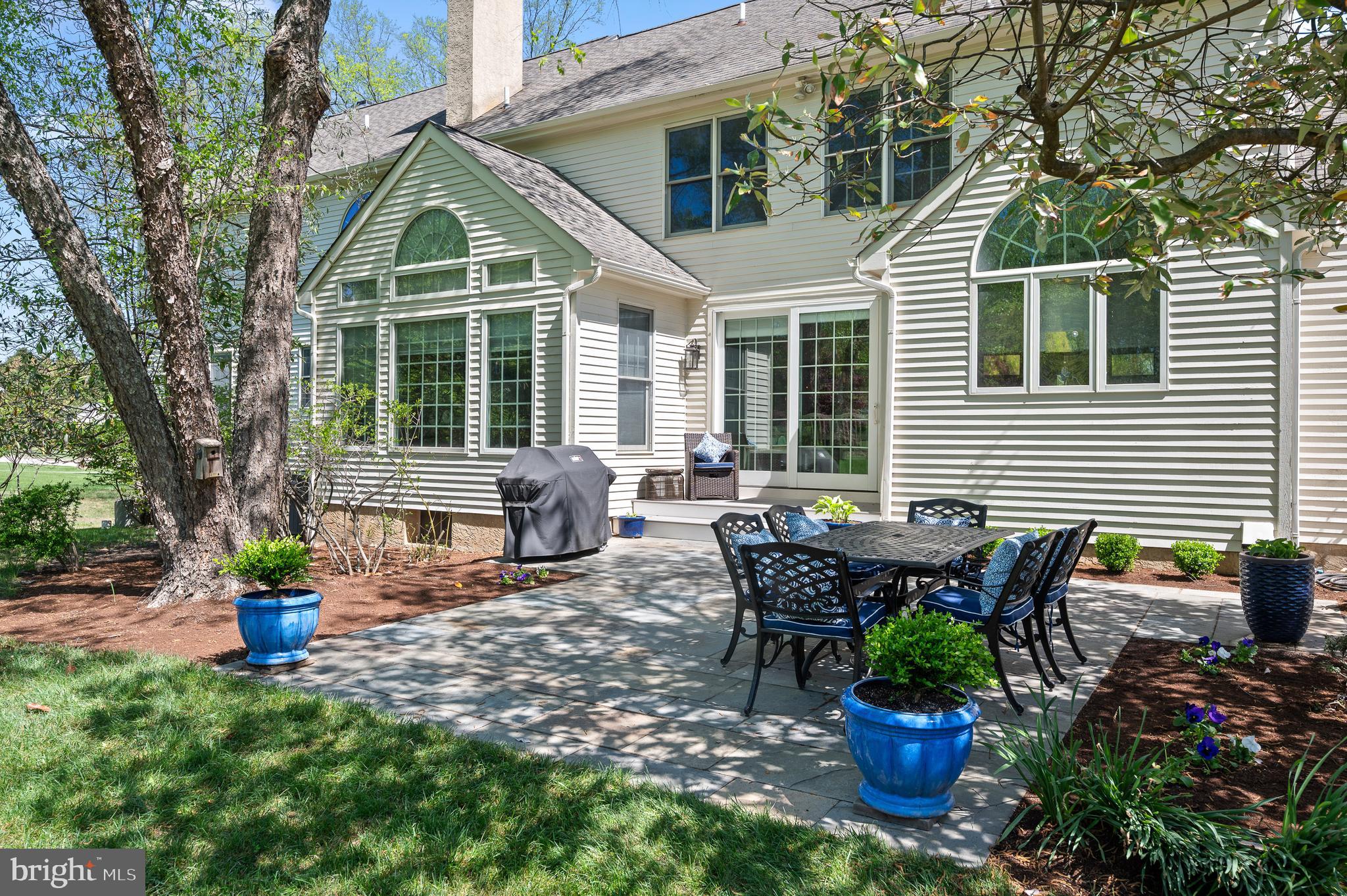 WHITEHORSE - Residential