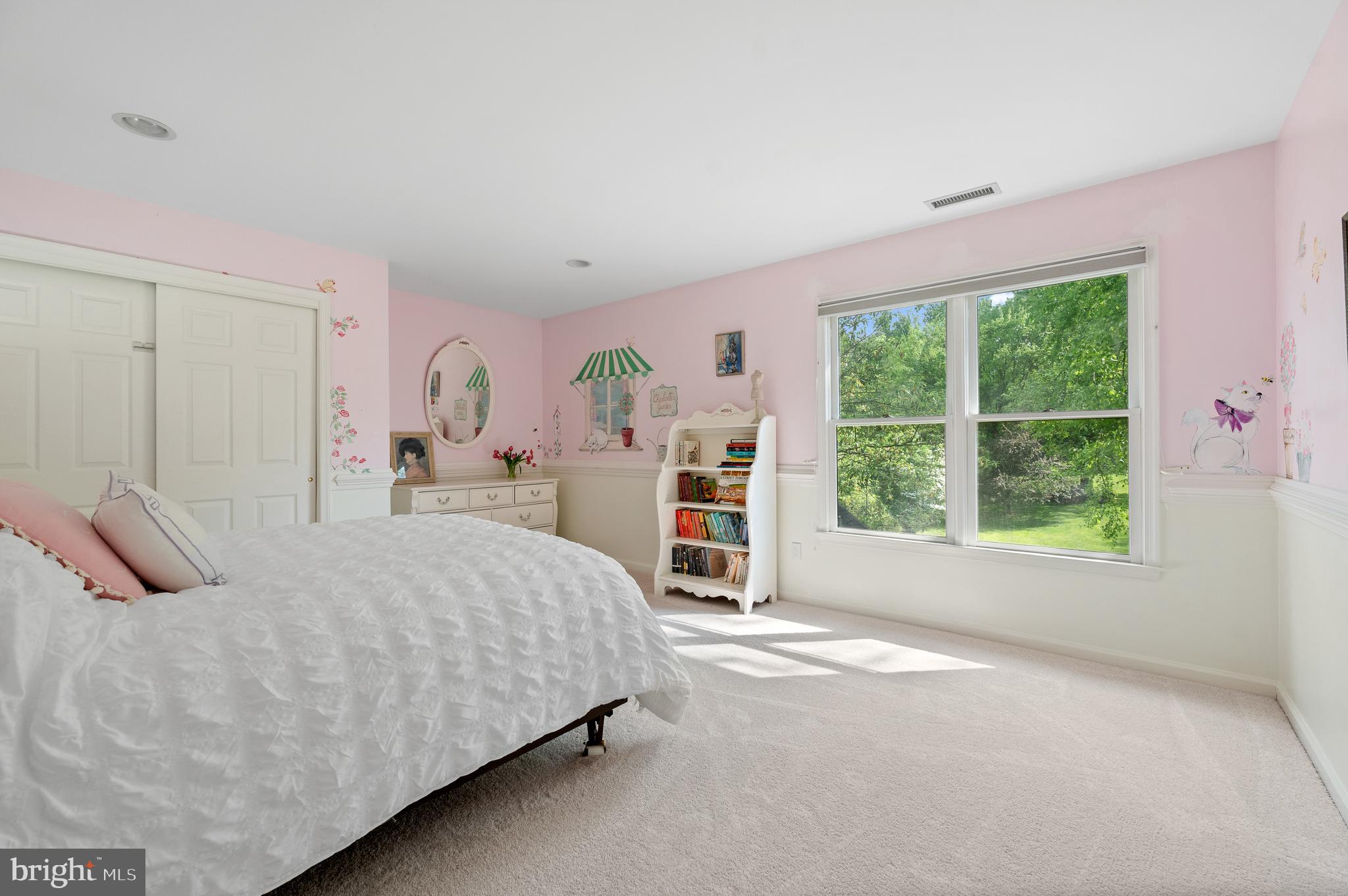 WHITEHORSE - Residential