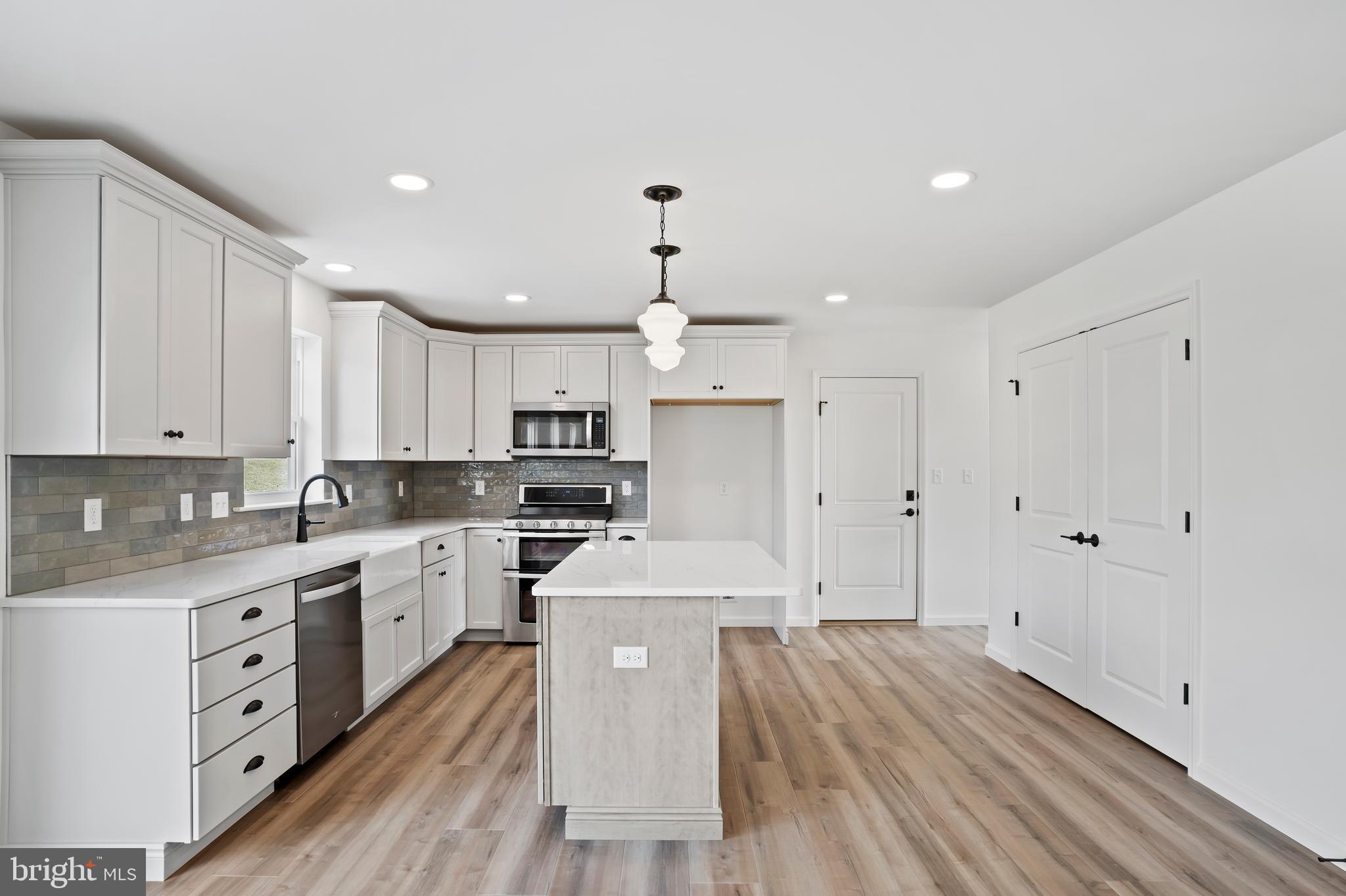 MAYBERRY - Residential