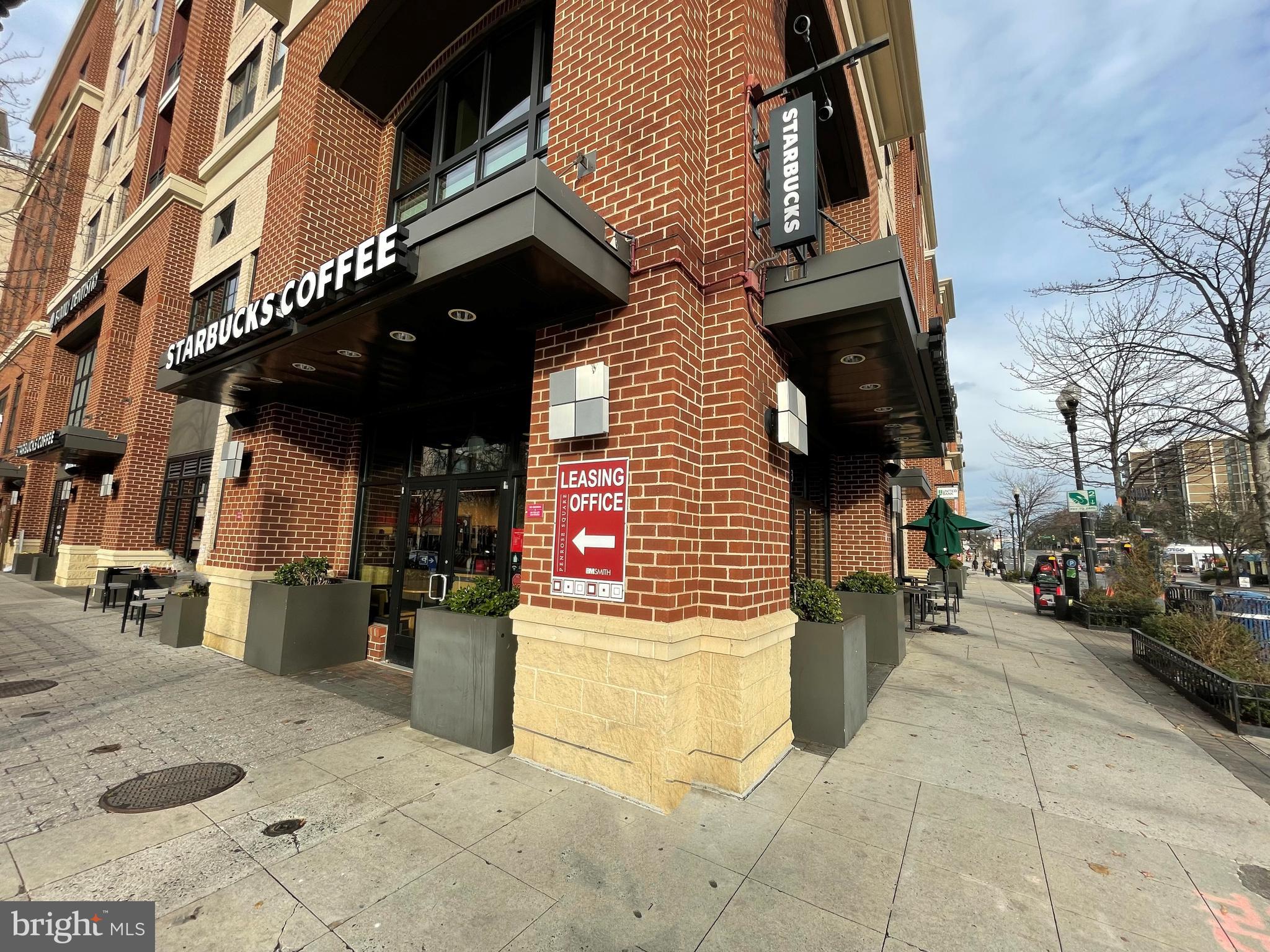 ARLINGTON HEIGHTS - Residential Lease