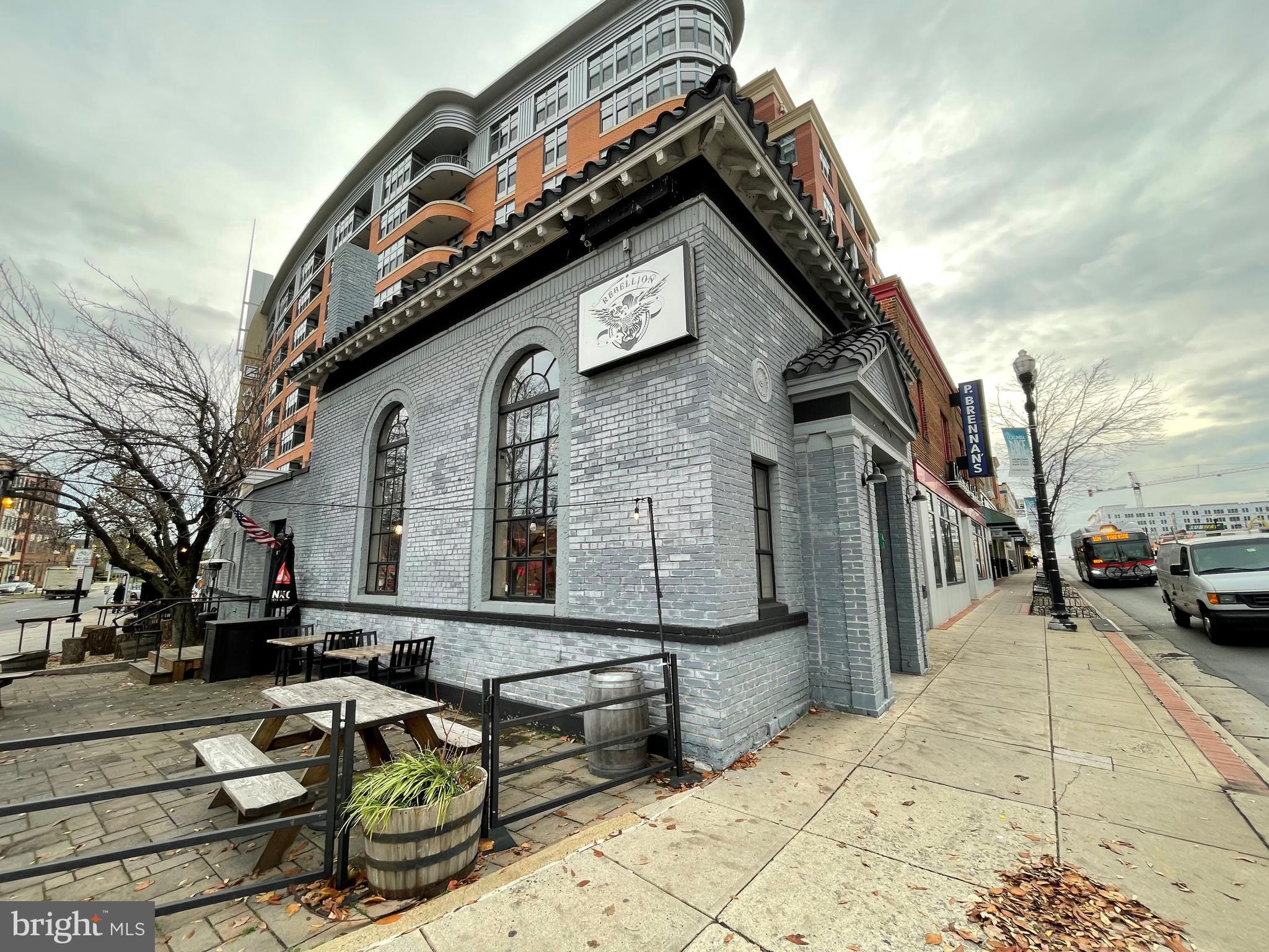 ARLINGTON HEIGHTS - Residential Lease