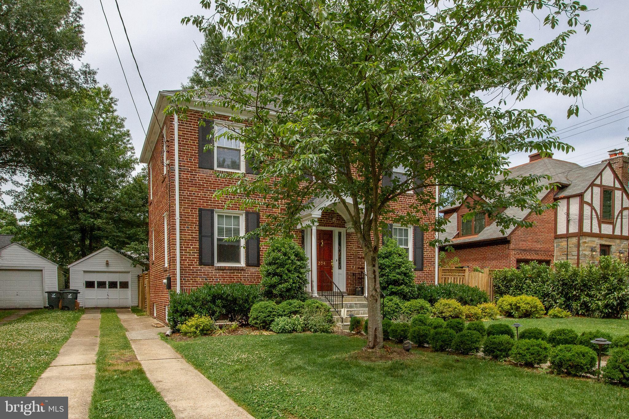 ARLINGTON HEIGHTS - Residential Lease