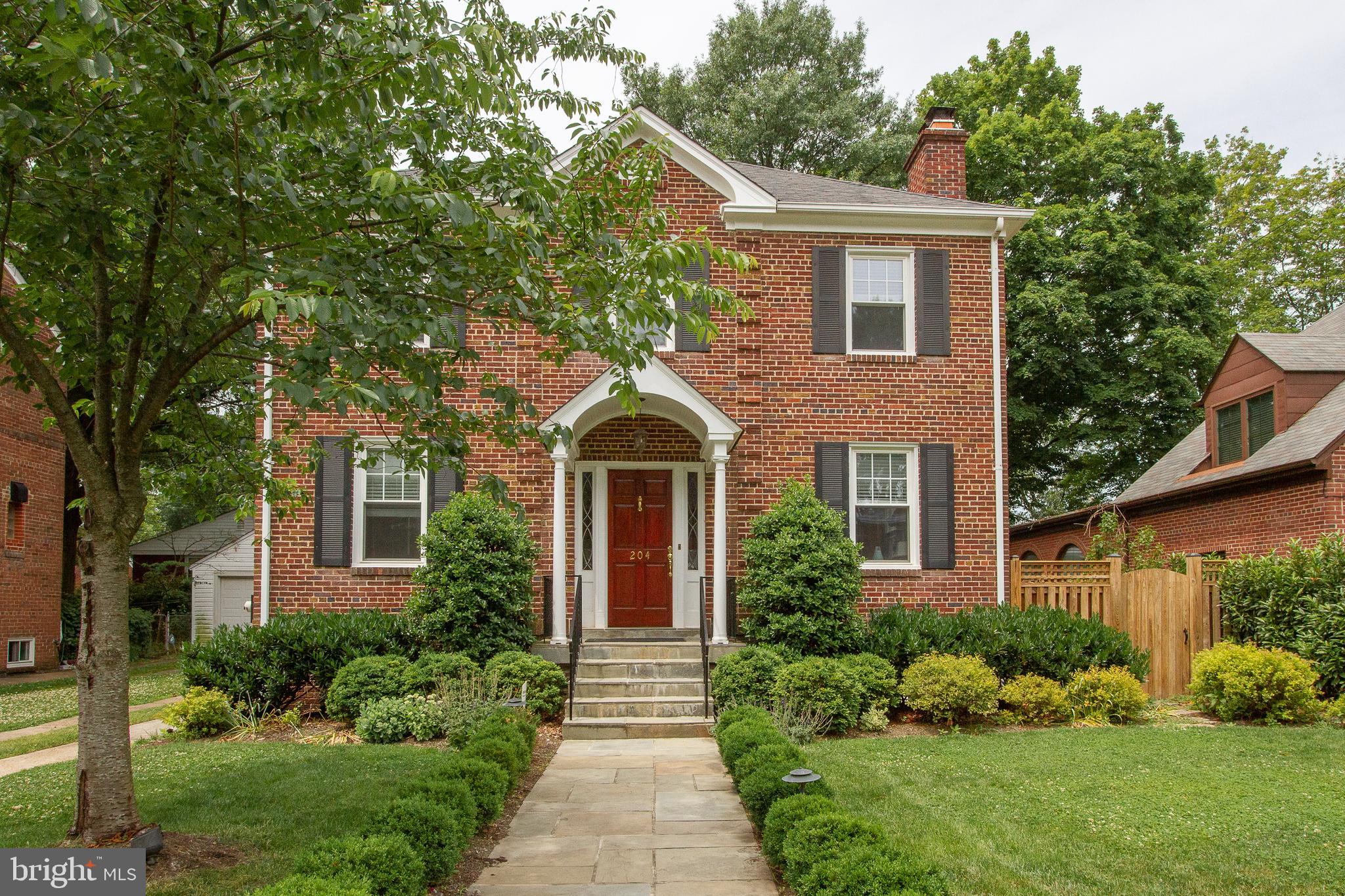 ARLINGTON HEIGHTS - Residential Lease