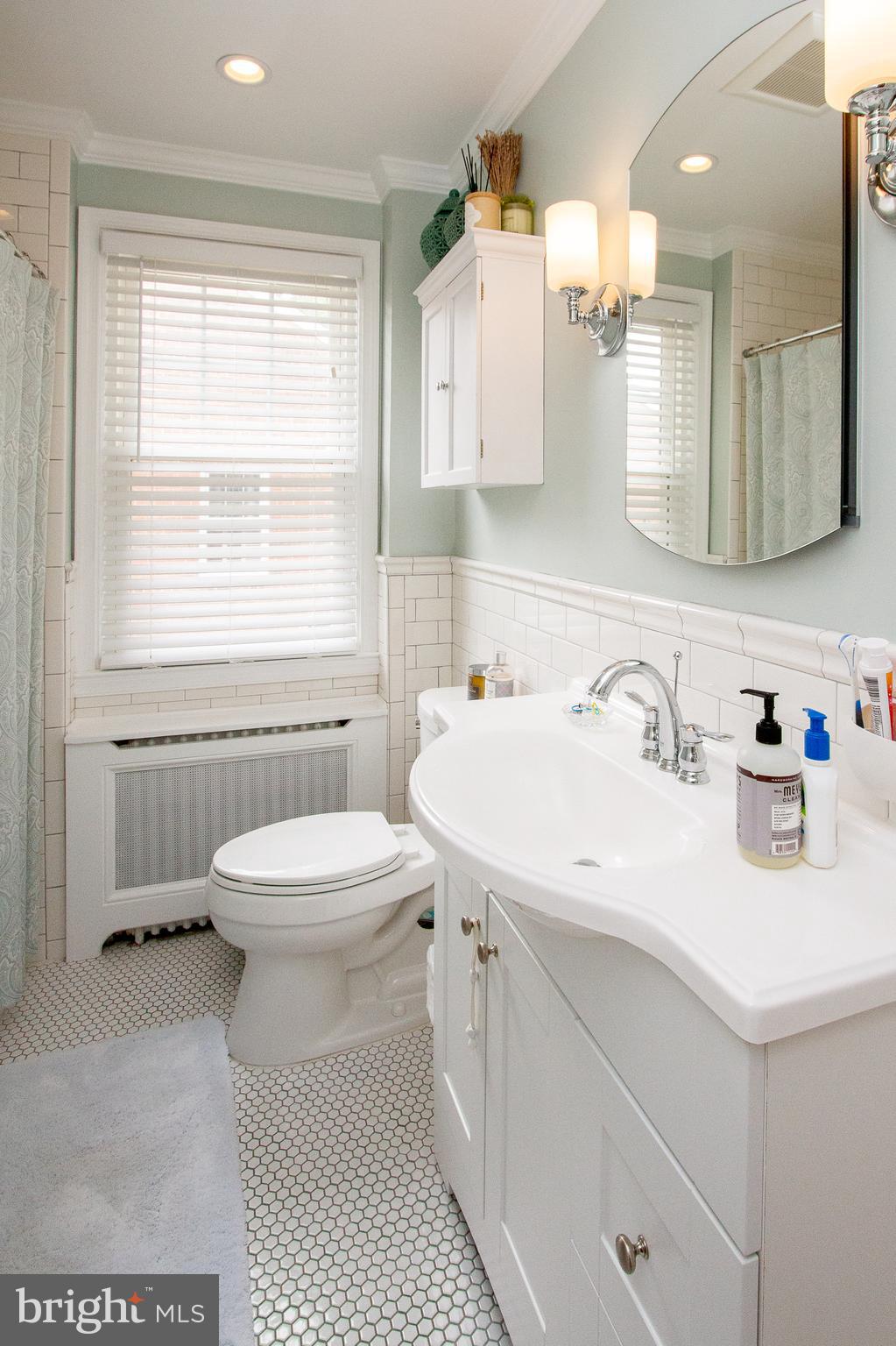 ARLINGTON HEIGHTS - Residential Lease