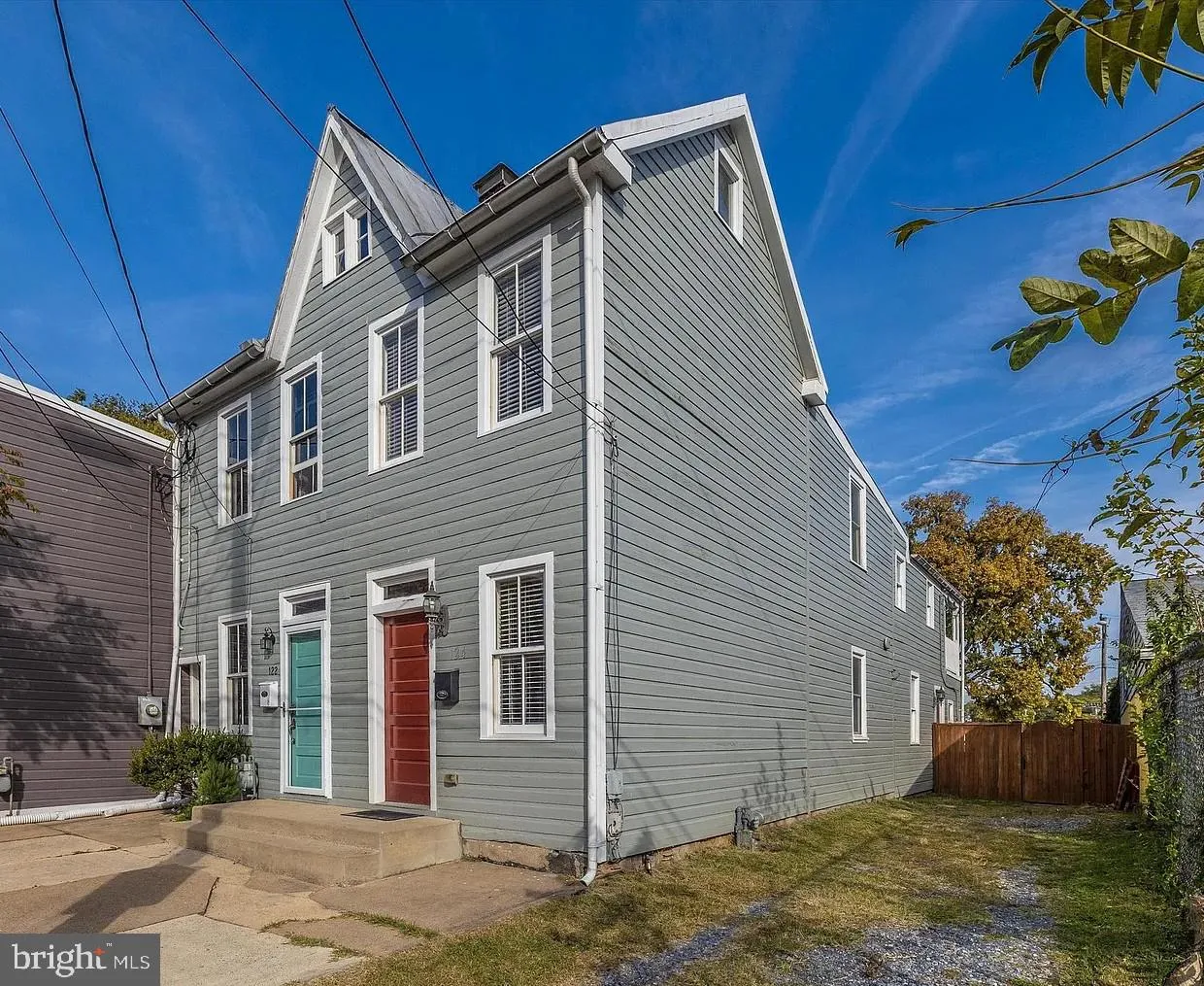 Frederick, Maryland 21701, United States, 2 Bedrooms Bedrooms, ,2 BathroomsBathrooms,Residential,Active,210817