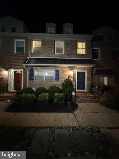 2105 FAIRFIELD PLACE