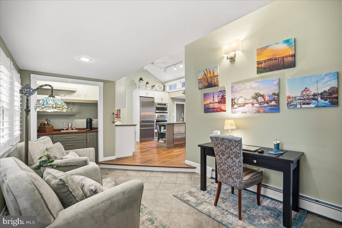 AVONDALE - Residential