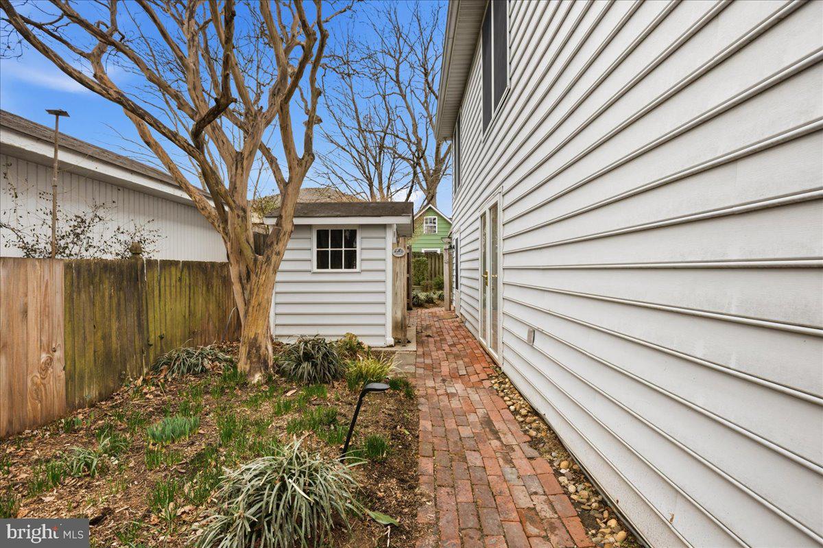 AVONDALE - Residential