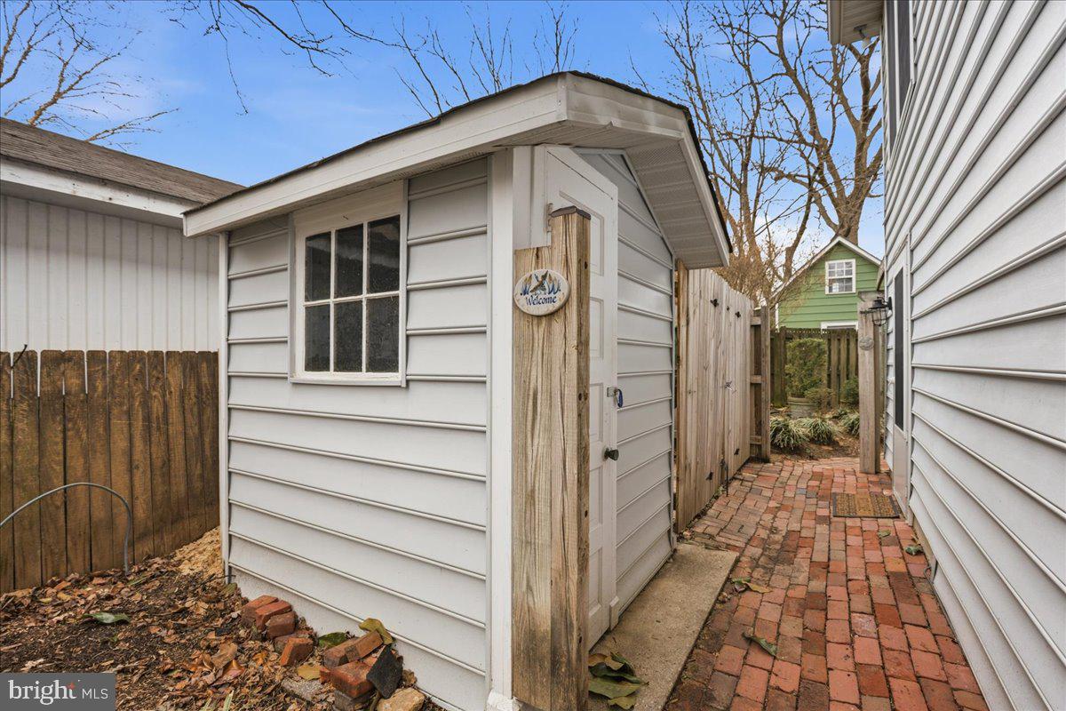 AVONDALE - Residential