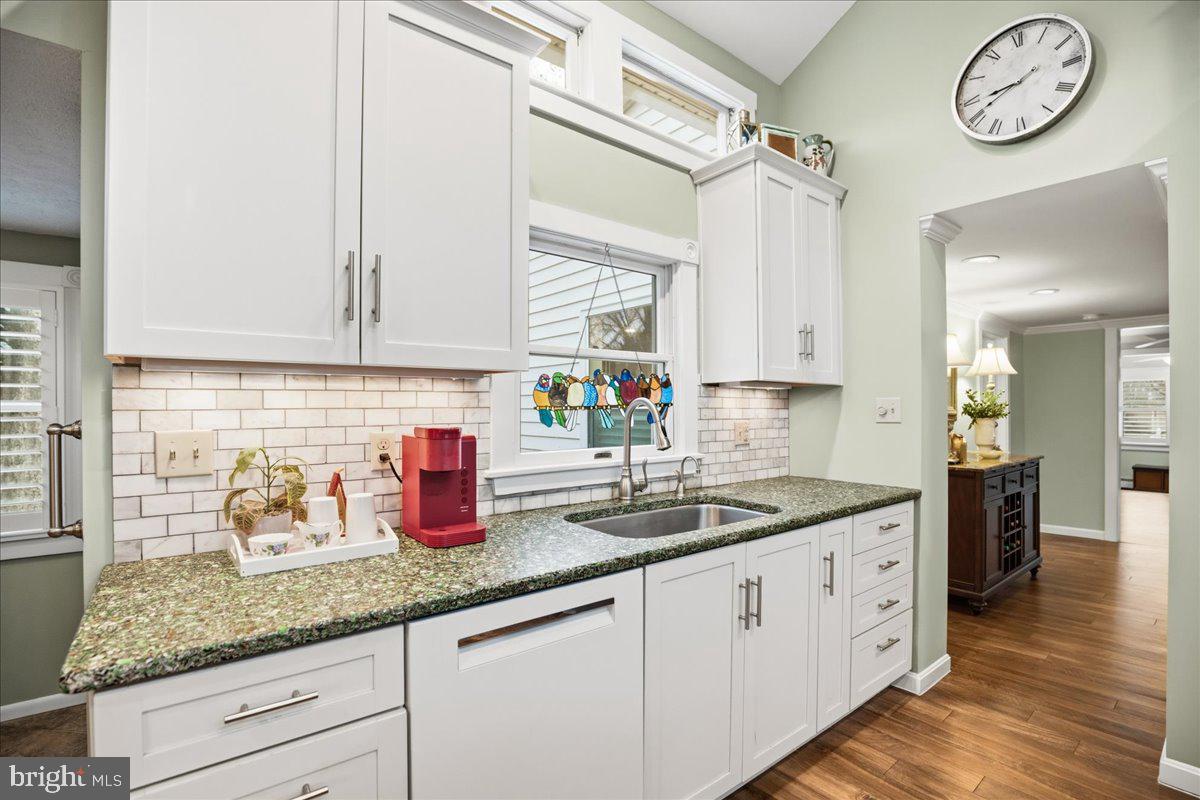 AVONDALE - Residential