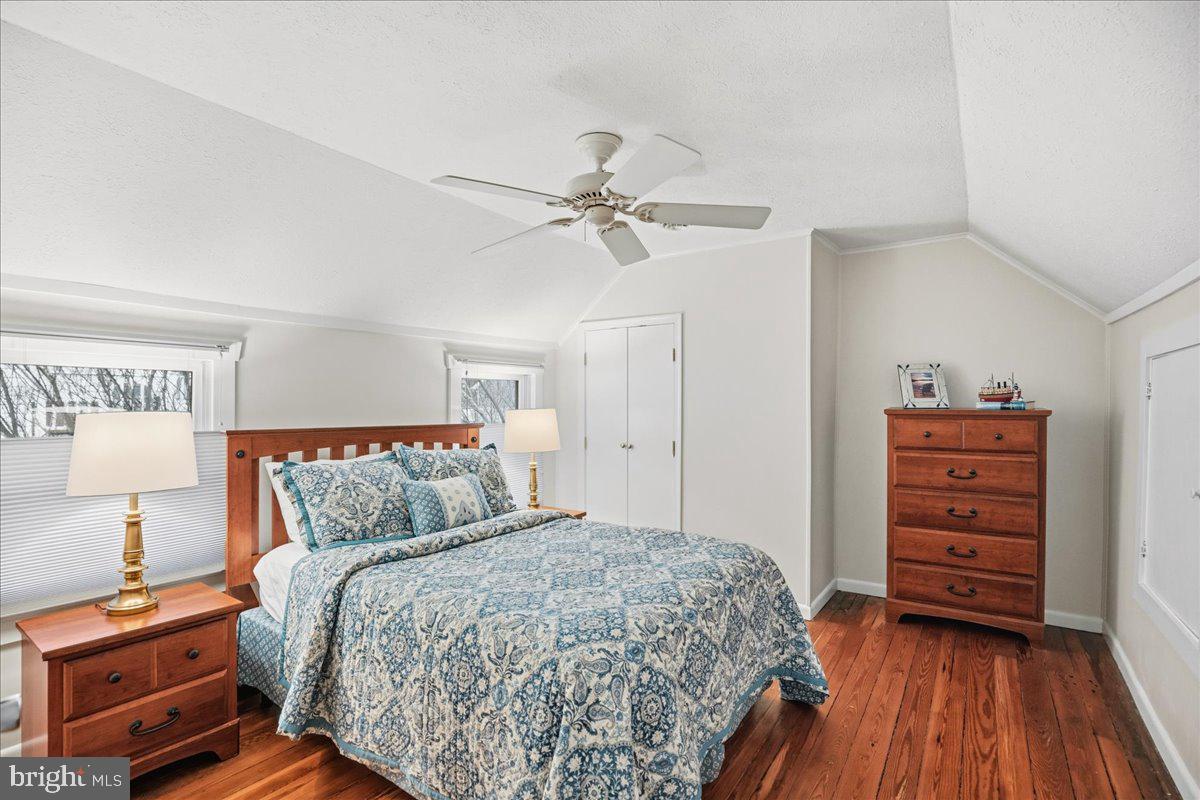 AVONDALE - Residential