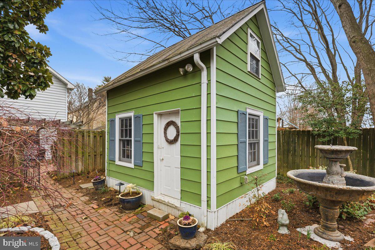 AVONDALE - Residential