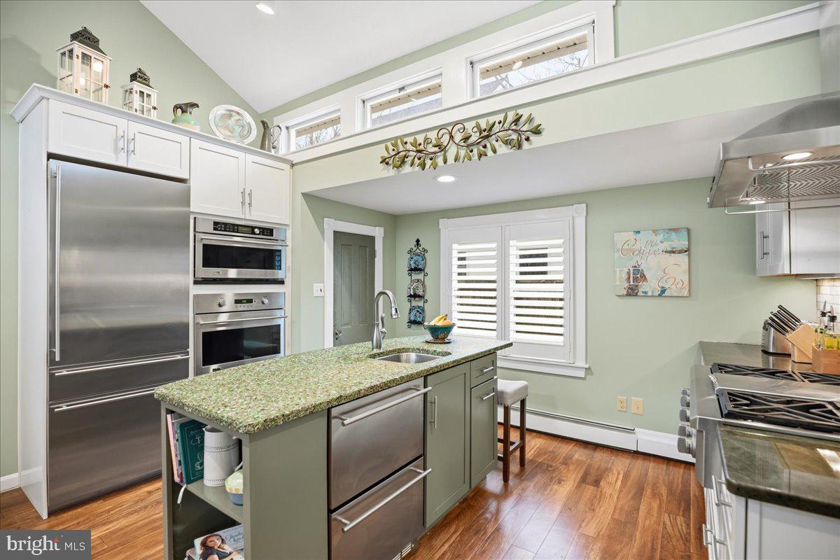 AVONDALE - Residential